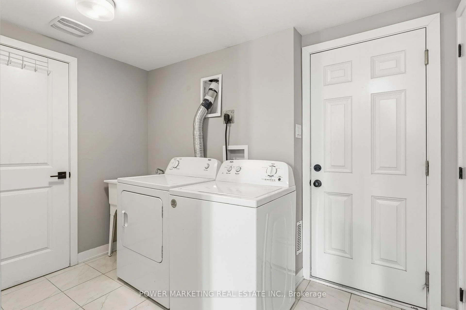 Photo 14 of 30 Limnos Lane, Ottawa, Stittsville (North) — HOMEH