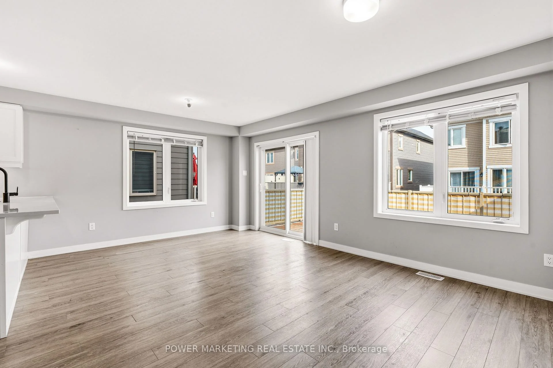 Photo 16 of 30 Limnos Lane, Ottawa, Stittsville (North) — HOMEH