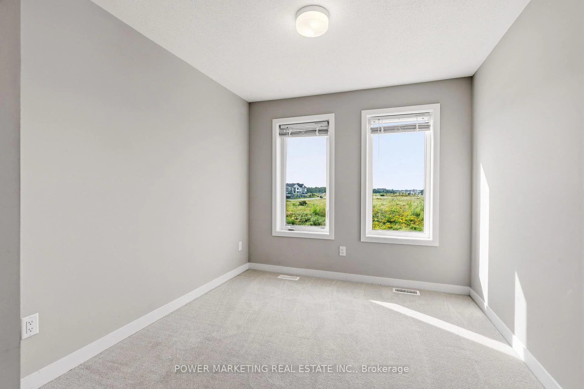 Photo 39 of 30 Limnos Lane, Ottawa, Stittsville (North) — HOMEH