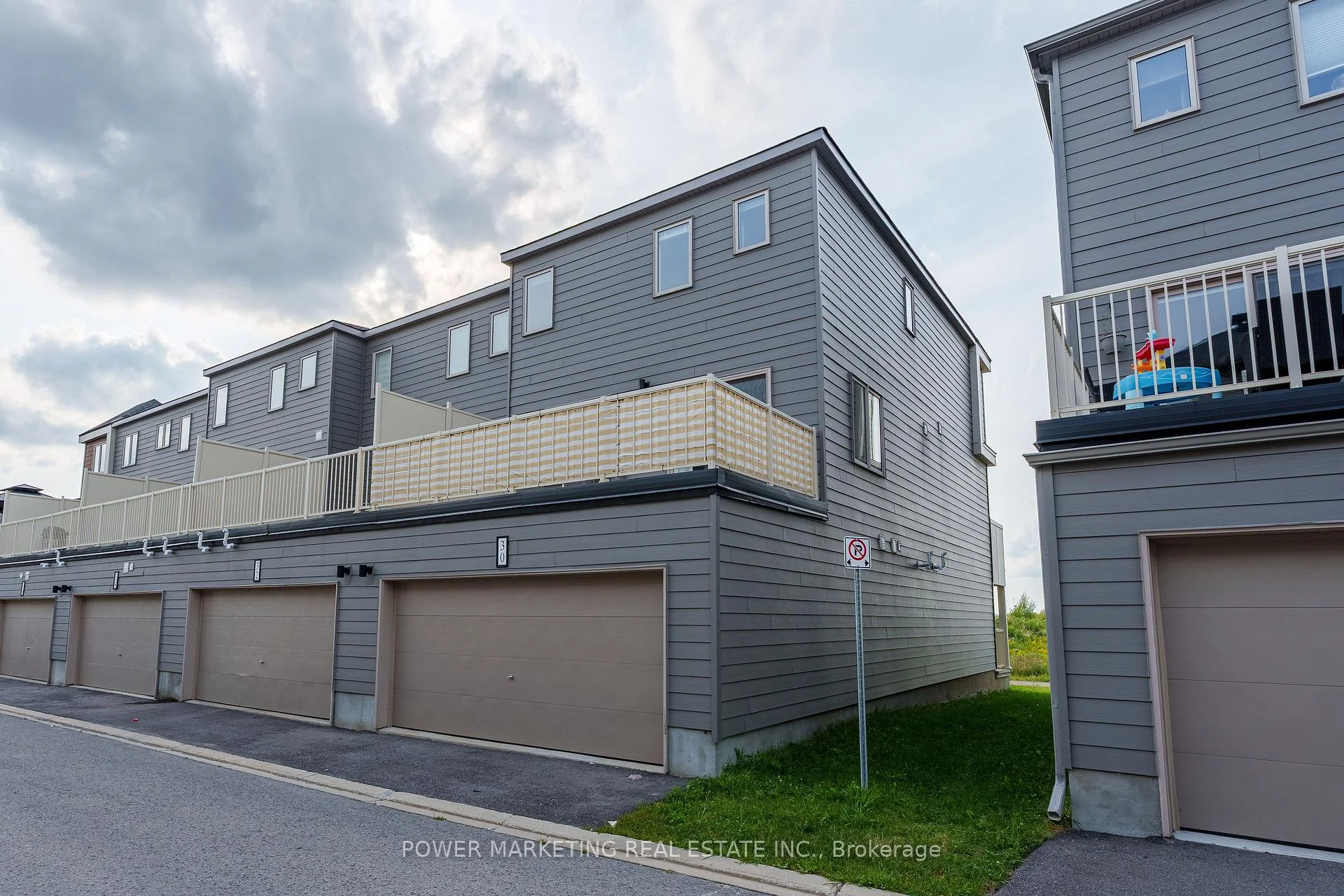 Photo 42 of 30 Limnos Lane, Ottawa, Stittsville (North) — HOMEH
