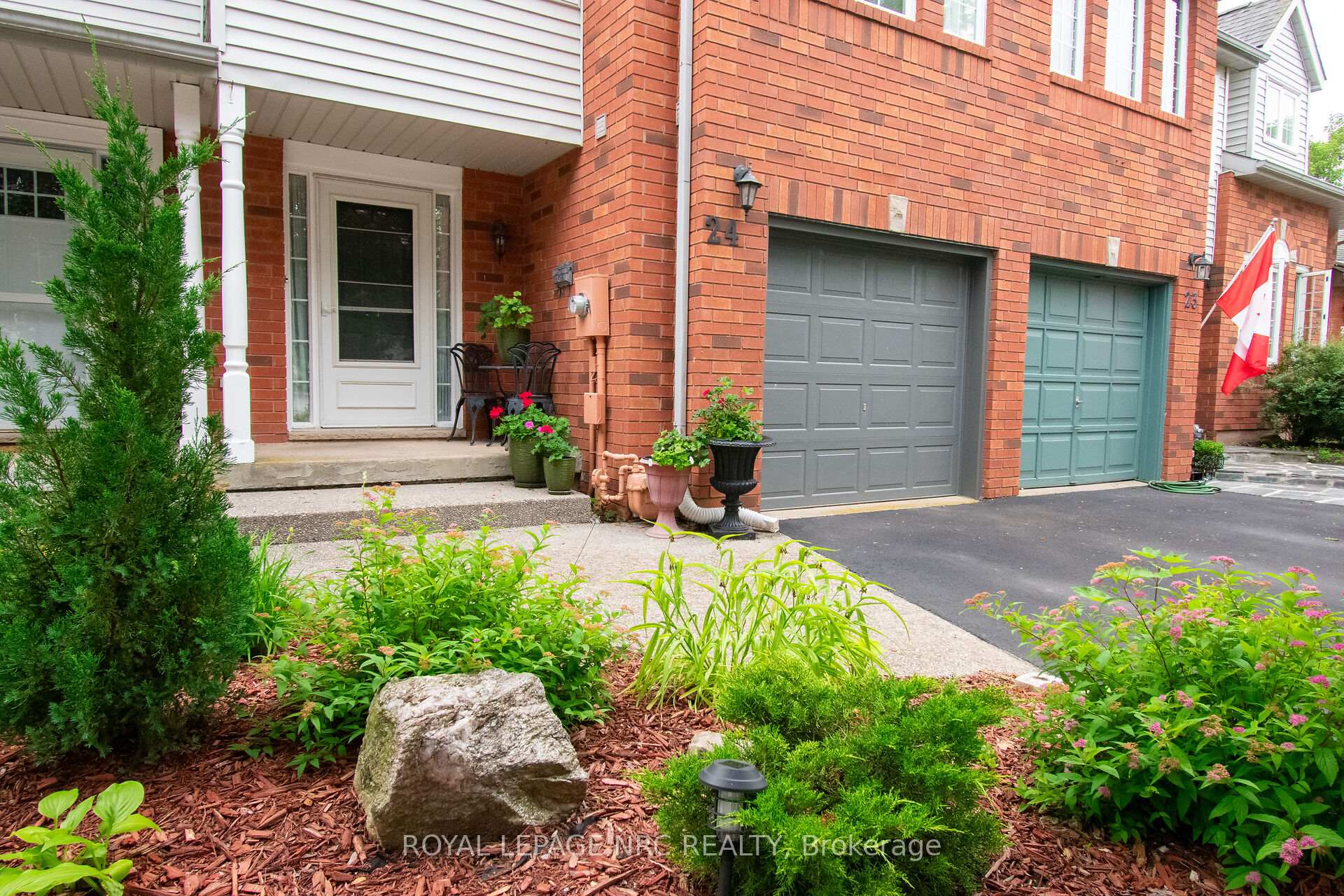 Photo 3 of 24 Walker Court, Grimsby, Grimsby East — HOMEH