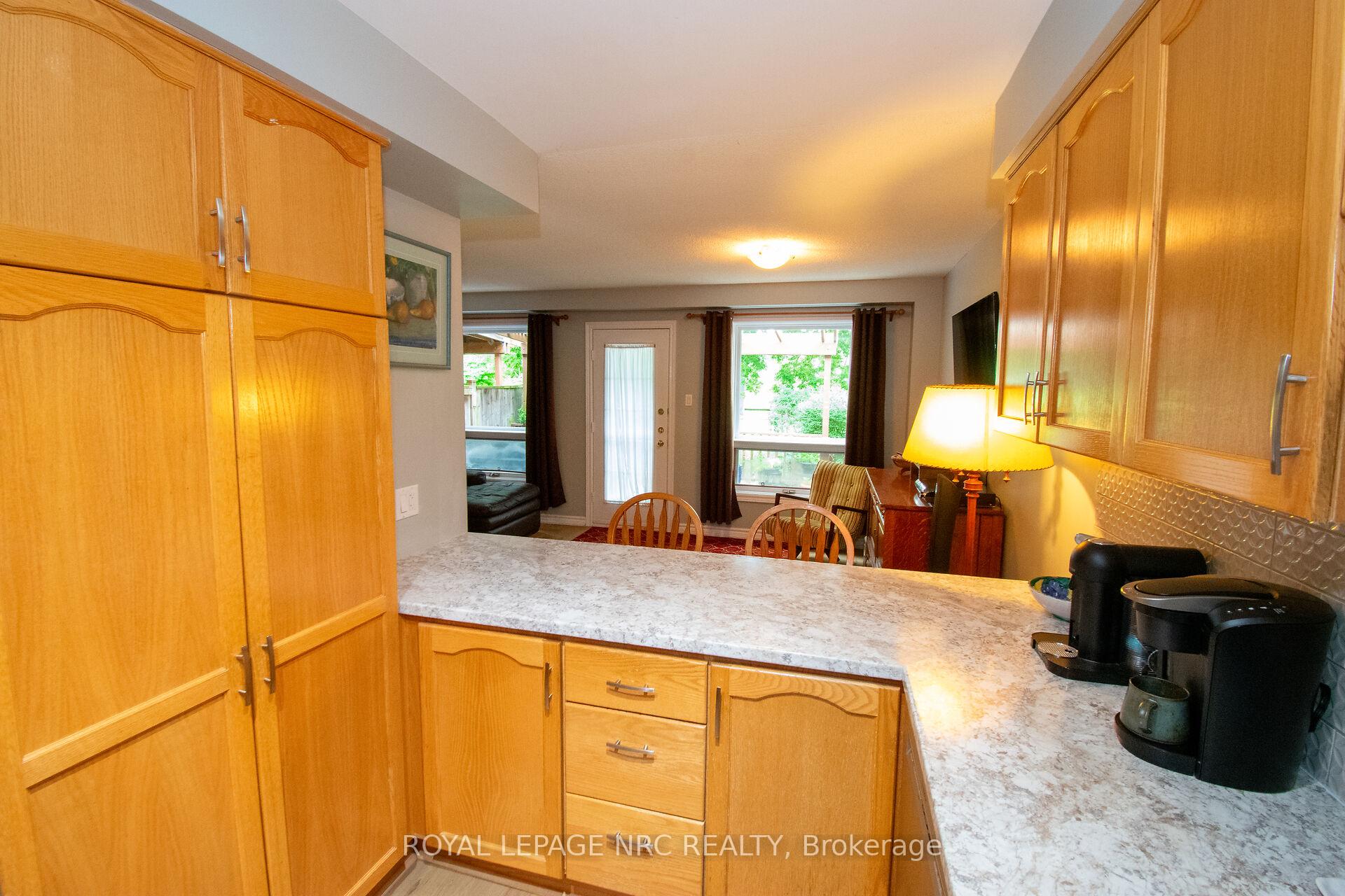 Photo 12 of 24 Walker Court, Grimsby, Grimsby East — HOMEH