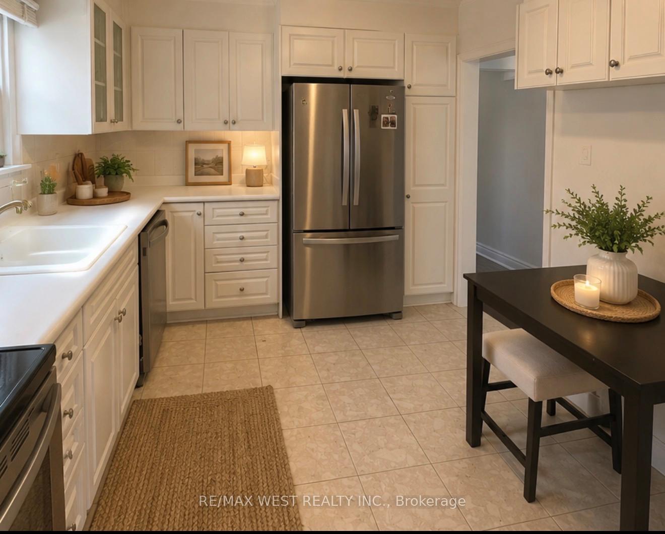 Photo 10 of Unit 2, 108 Kirknewton Road, Toronto, Caledonia-Fairbank — HOMEH