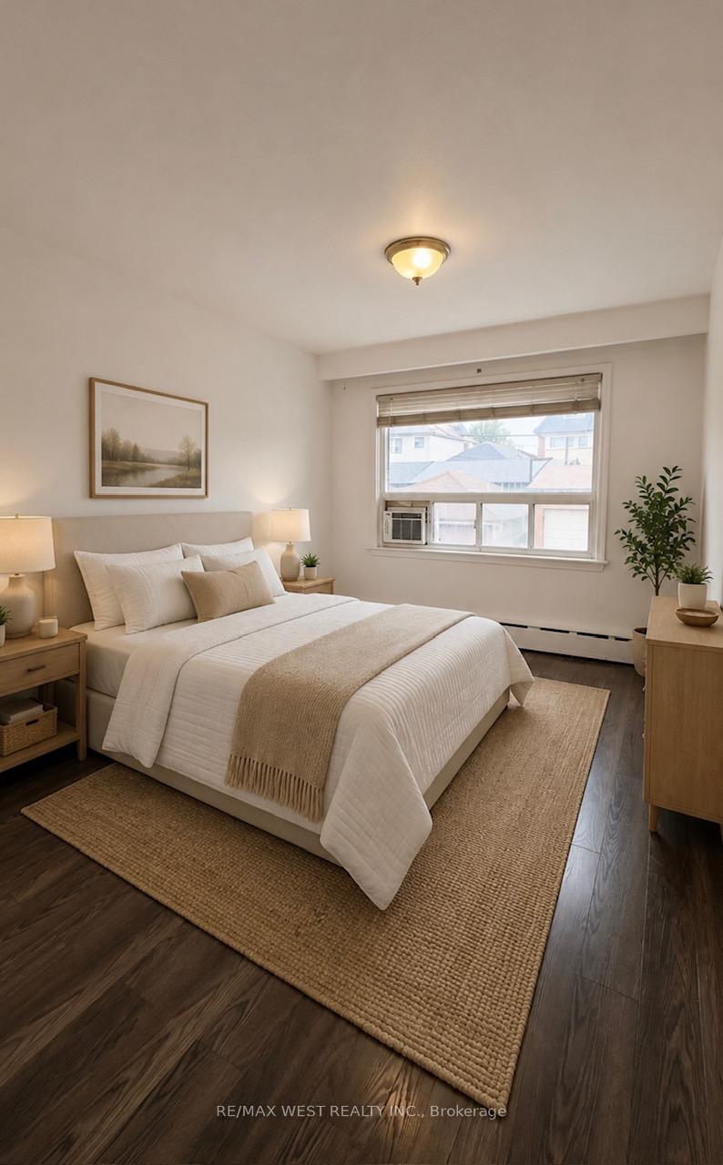 Photo 15 of Unit 2, 108 Kirknewton Road, Toronto, Caledonia-Fairbank — HOMEH