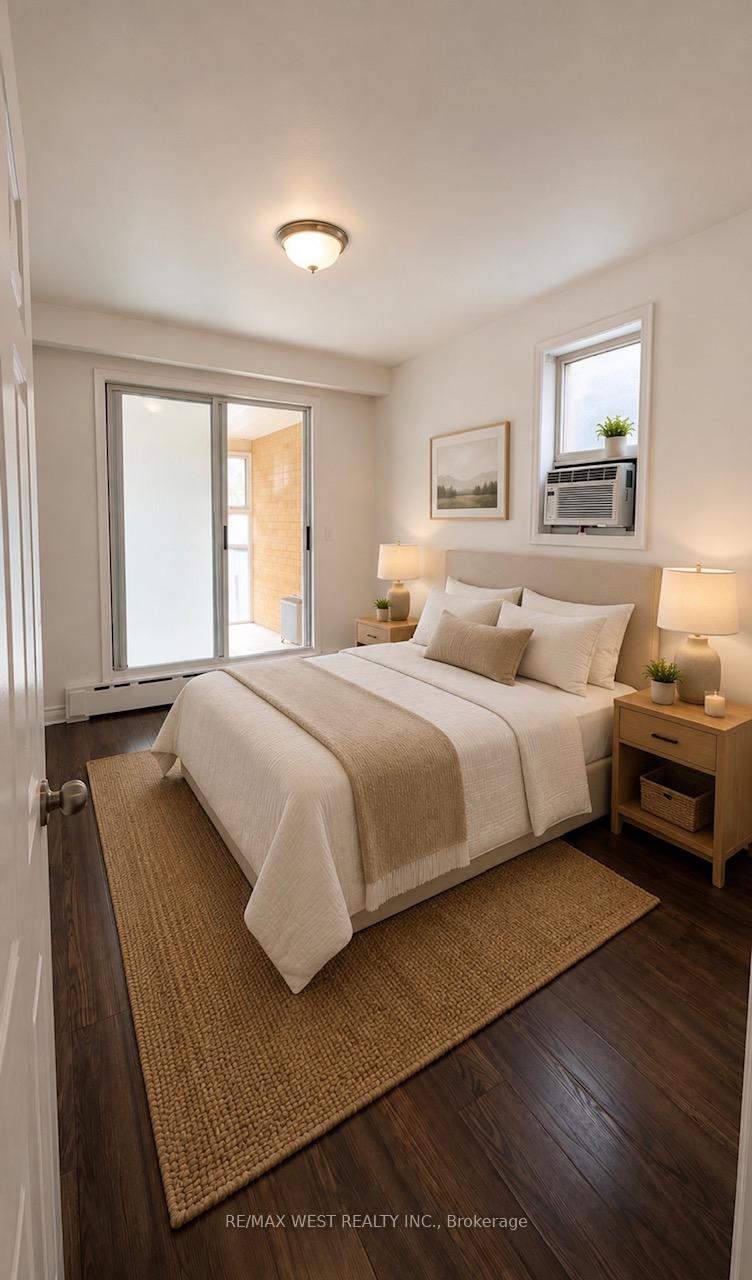 Photo 17 of Unit 2, 108 Kirknewton Road, Toronto, Caledonia-Fairbank — HOMEH
