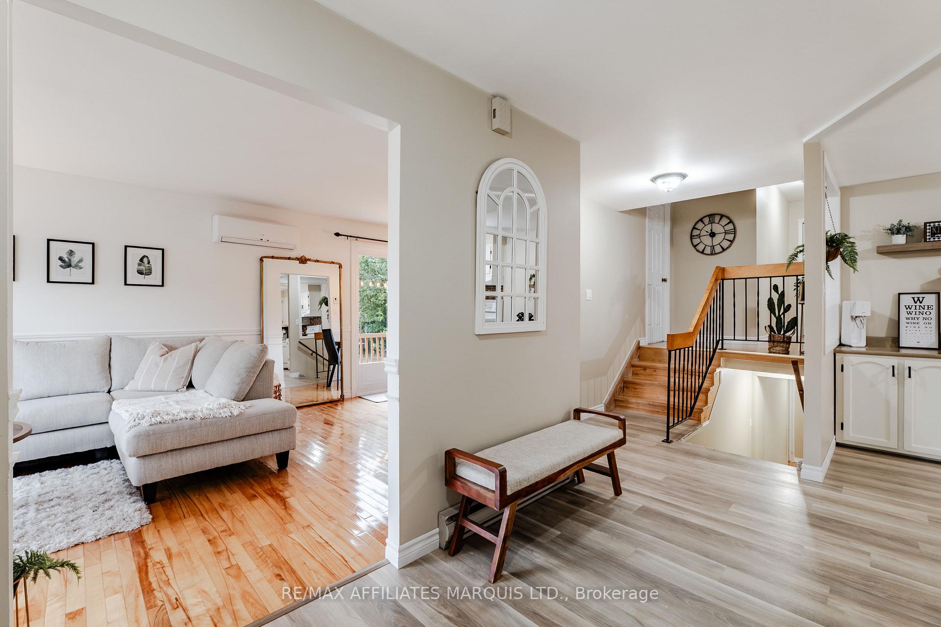 Photo 6 of 709 Champlain Drive, Cornwall, Cornwall — HOMEH