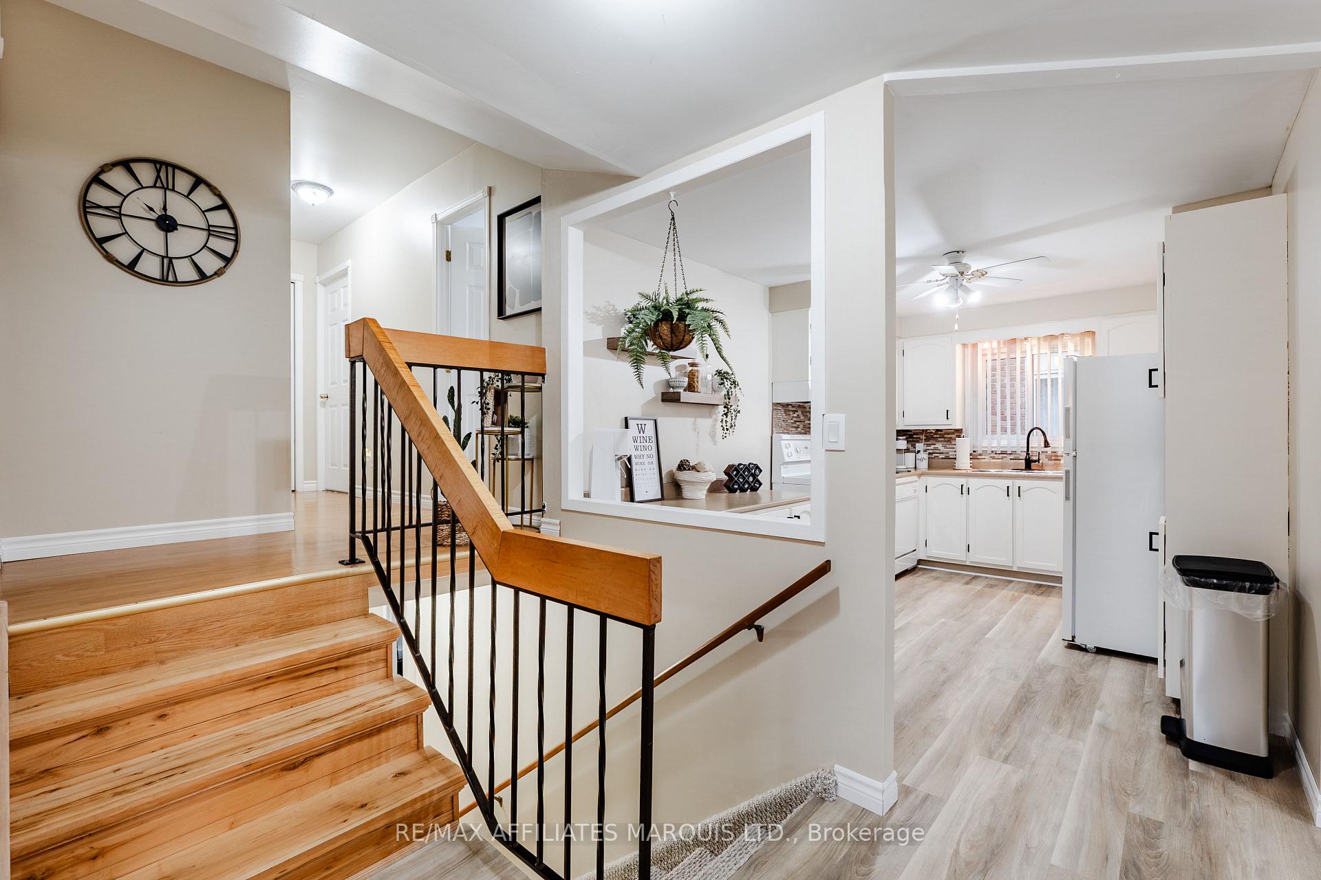 Photo 13 of 709 Champlain Drive, Cornwall, Cornwall — HOMEH