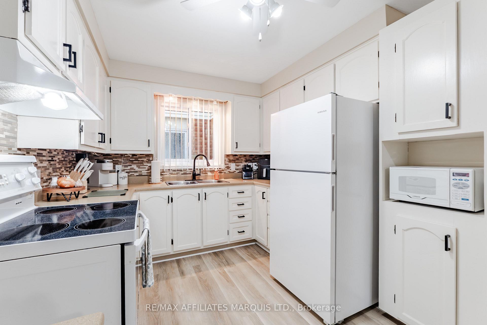 Photo 17 of 709 Champlain Drive, Cornwall, Cornwall — HOMEH