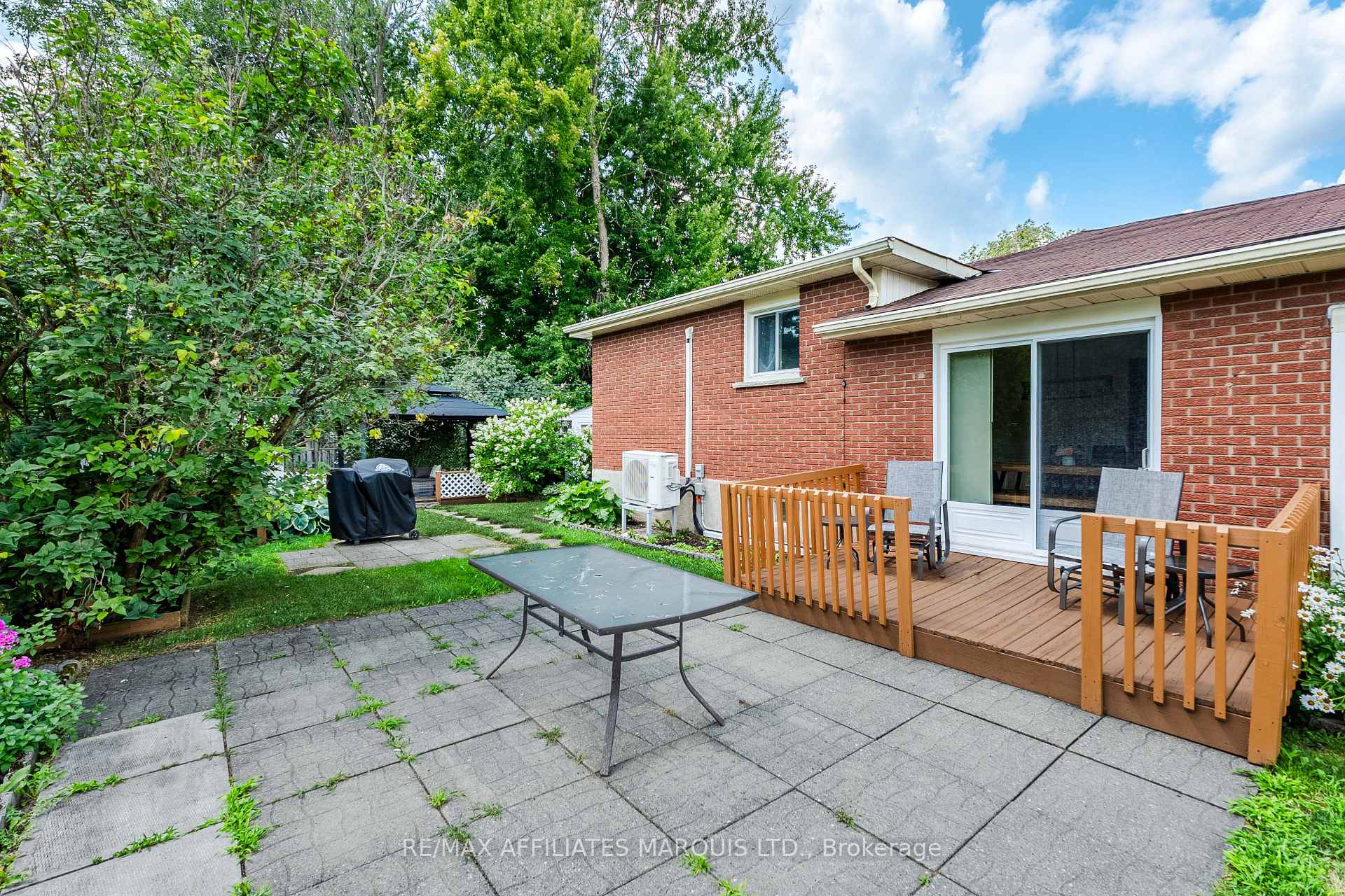 Photo 42 of 709 Champlain Drive, Cornwall, Cornwall — HOMEH