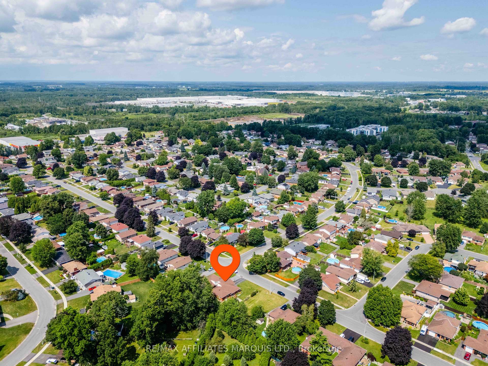Photo 48 of 709 Champlain Drive, Cornwall, Cornwall — HOMEH