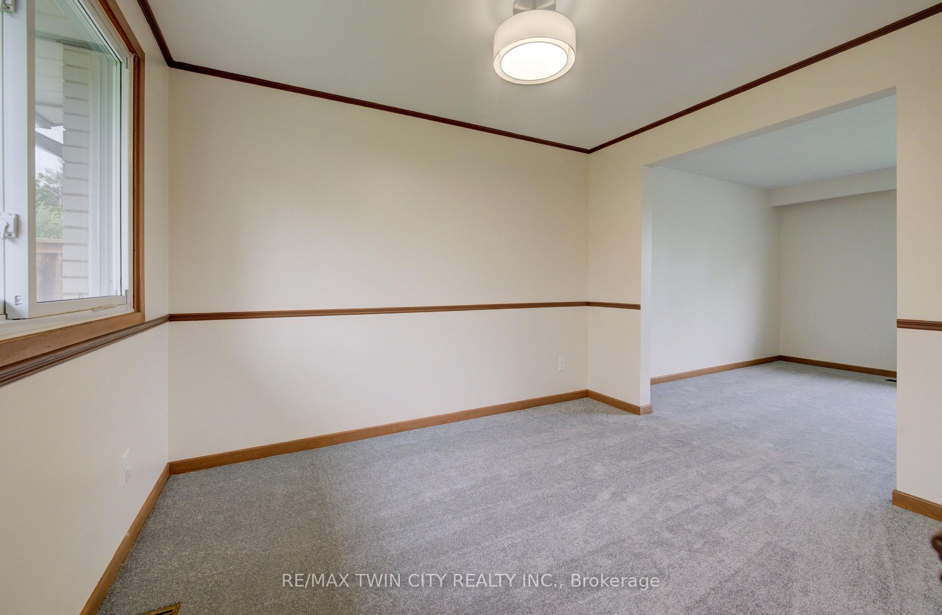 Photo 8 of 75 Balmoral Drive, Guelph, Riverside Park — HOMEH