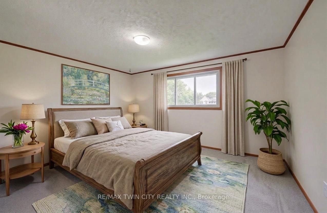 Photo 13 of 75 Balmoral Drive, Guelph, Riverside Park — HOMEH