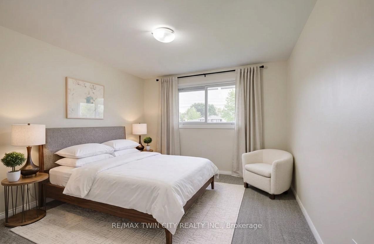 Photo 15 of 75 Balmoral Drive, Guelph, Riverside Park — HOMEH