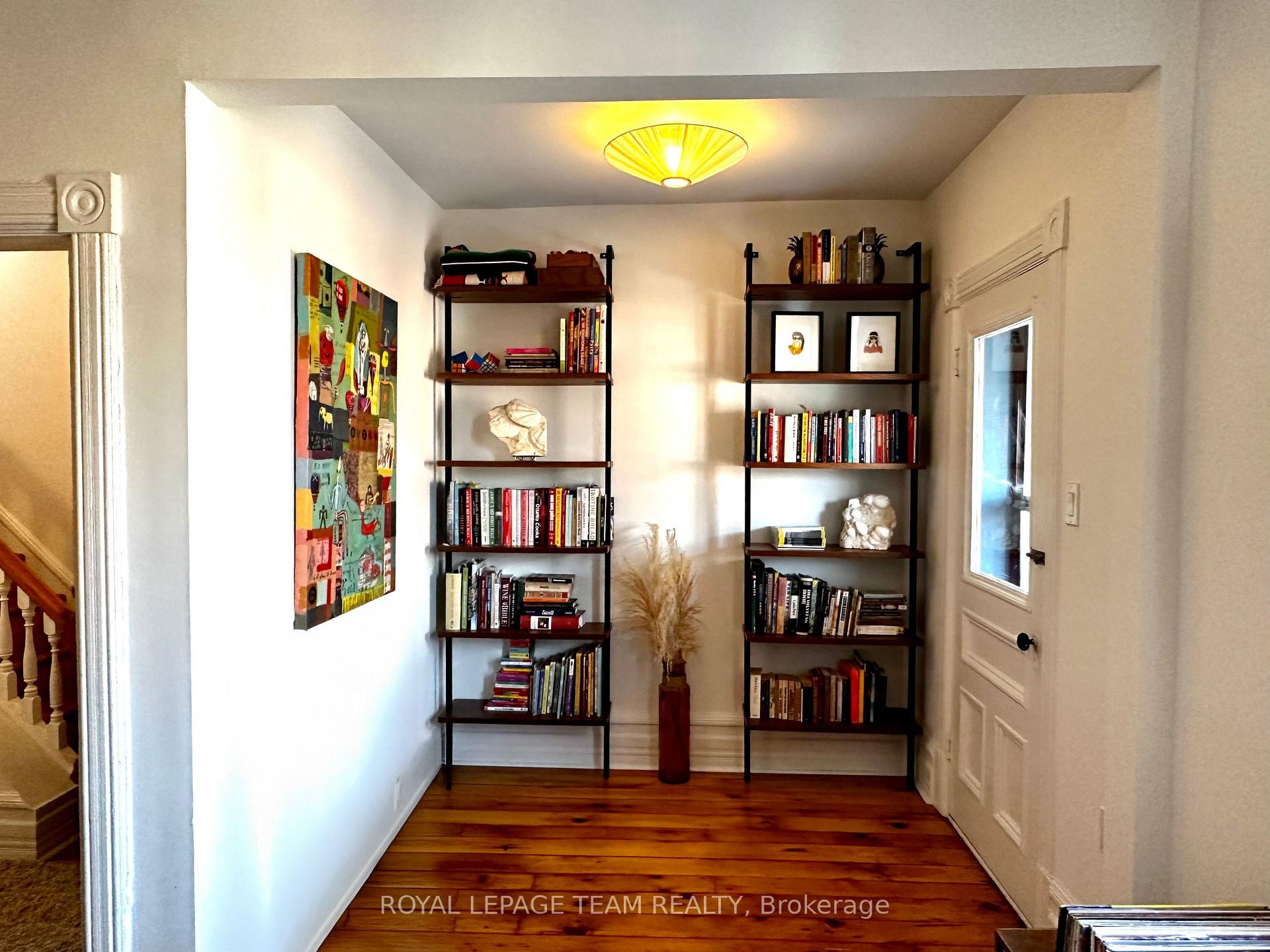 Photo 5 of Unit 2, 620 Cooper Street, Ottawa, Ottawa Centre — HOMEH