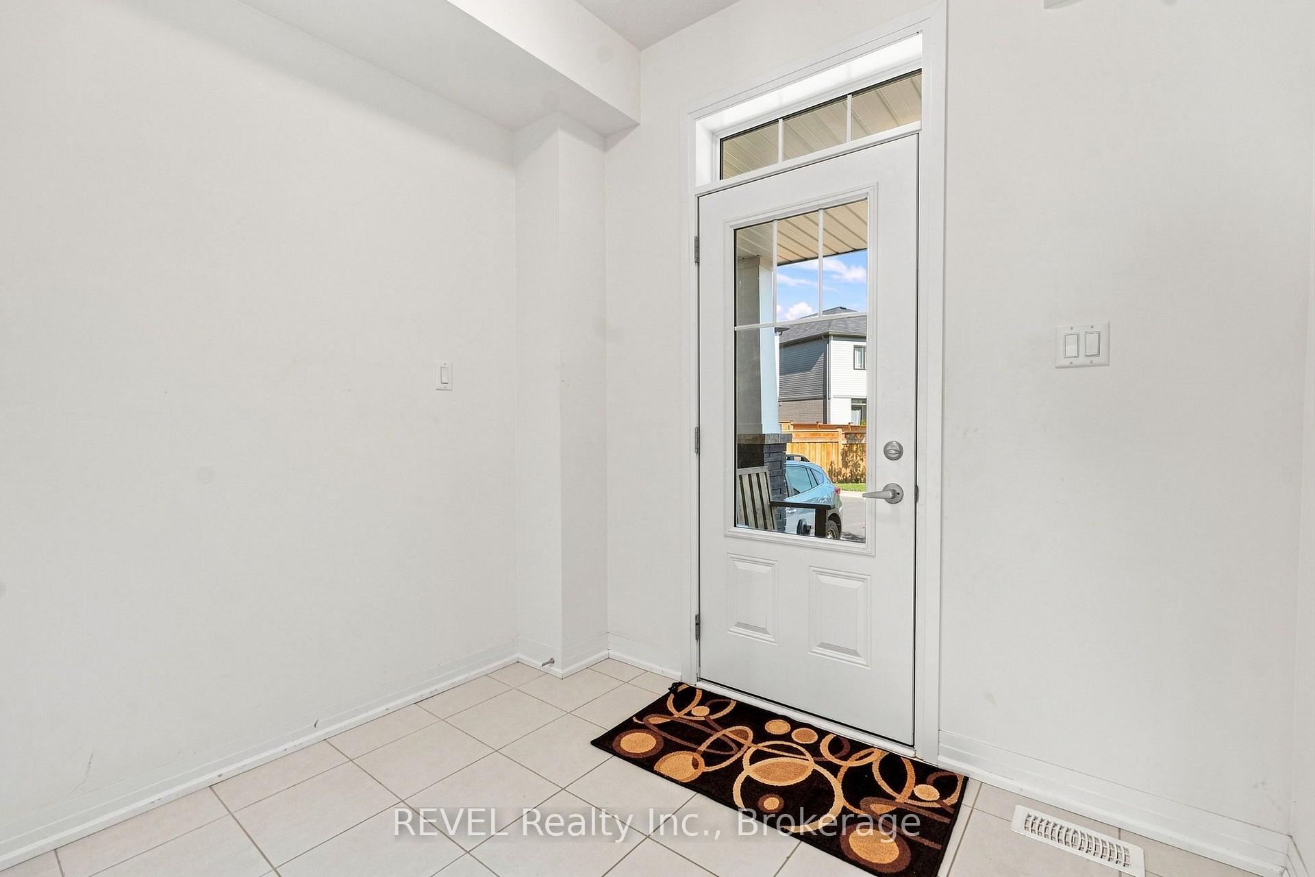 Photo 4 of Unit 15, 15 15 Peach Street, Thorold, Rolling Meadows — HOMEH