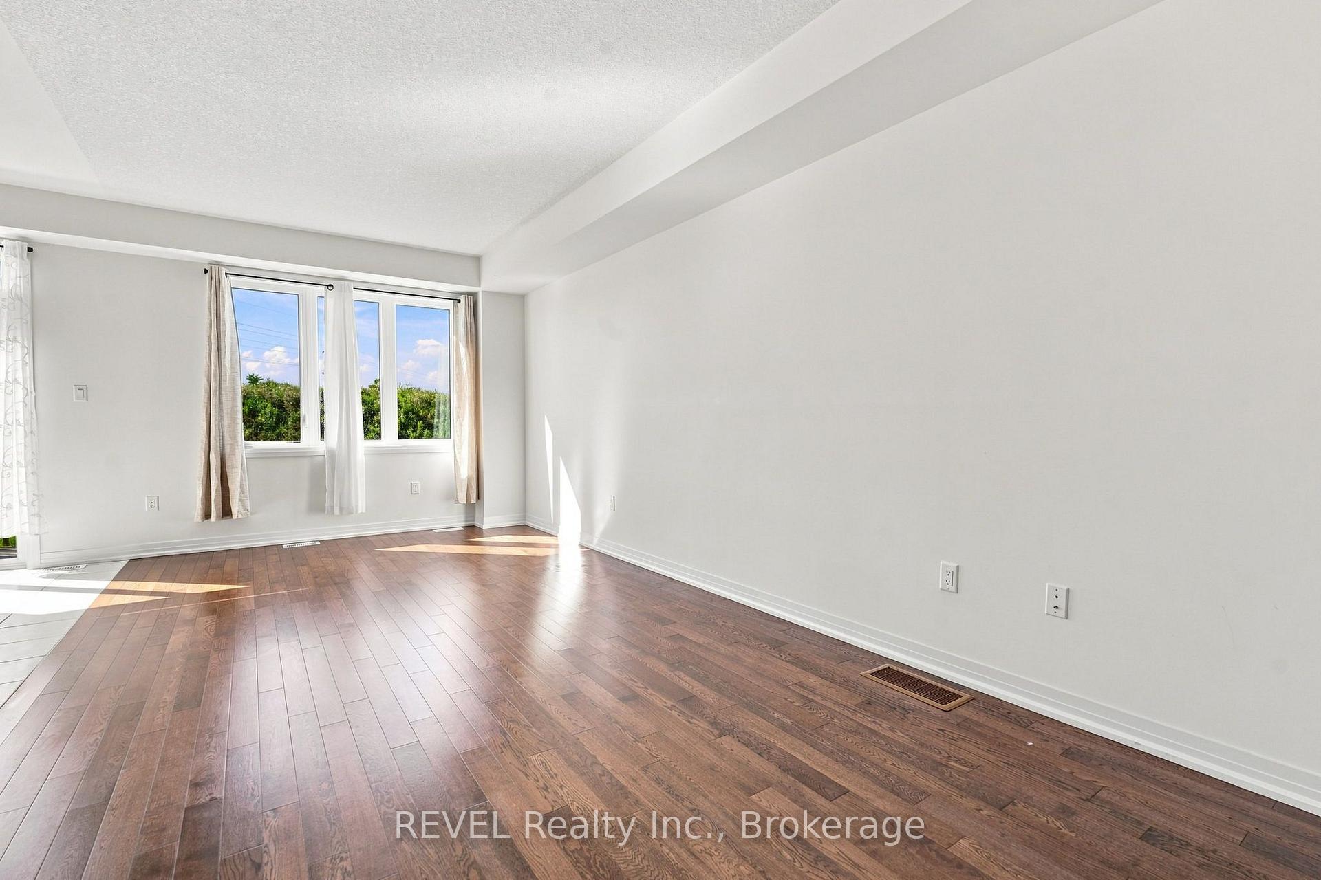 Photo 9 of Unit 15, 15 15 Peach Street, Thorold, Rolling Meadows — HOMEH