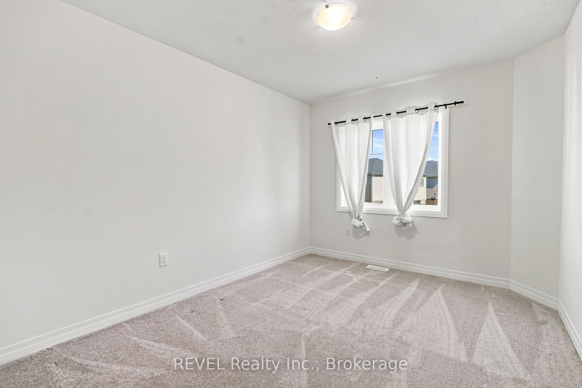 Photo 20 of Unit 15, 15 15 Peach Street, Thorold, Rolling Meadows — HOMEH