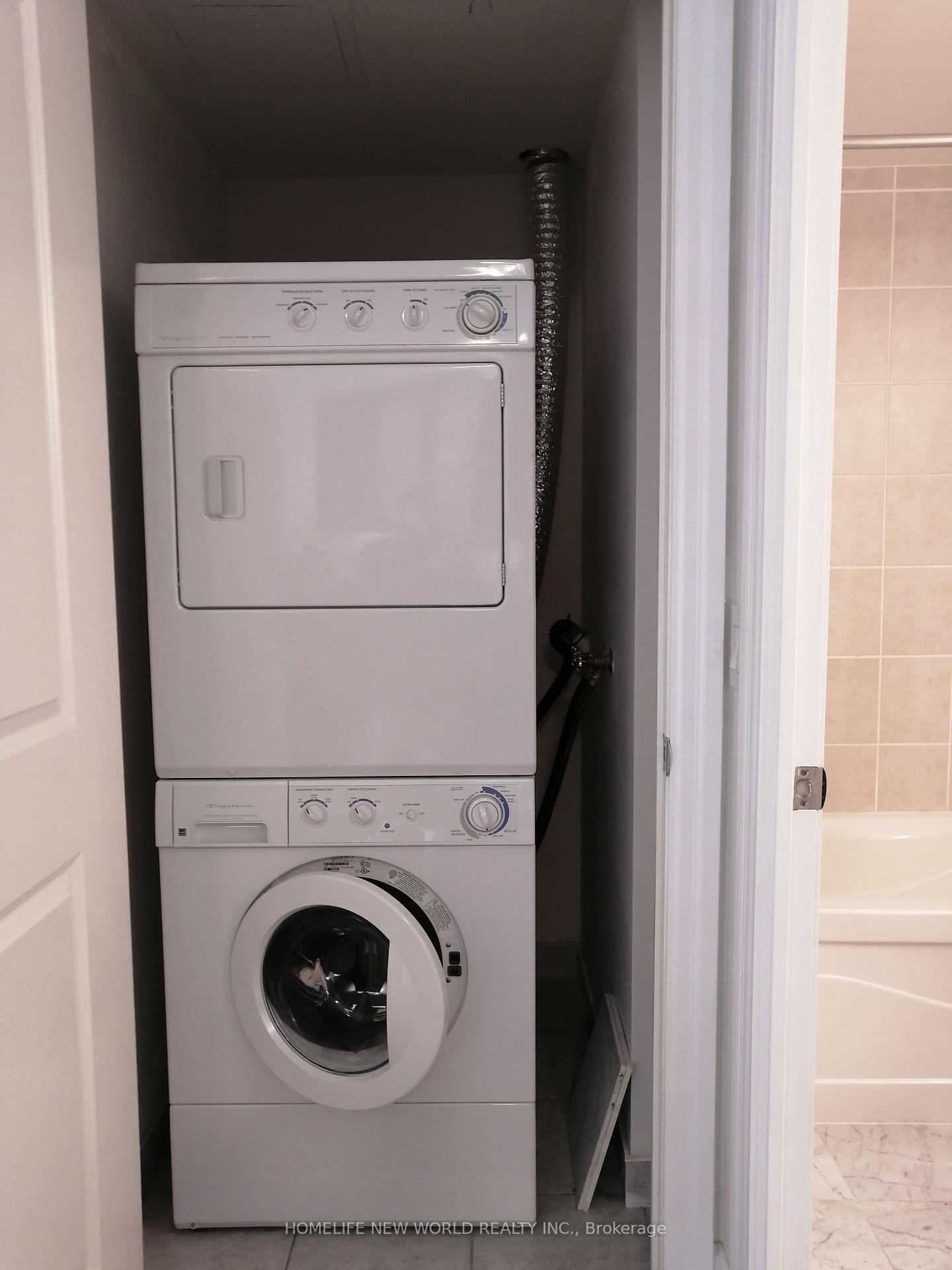 Photo 13 of Unit 313, 21 Upper Duke Crescent, Markham, Unionville — HOMEH