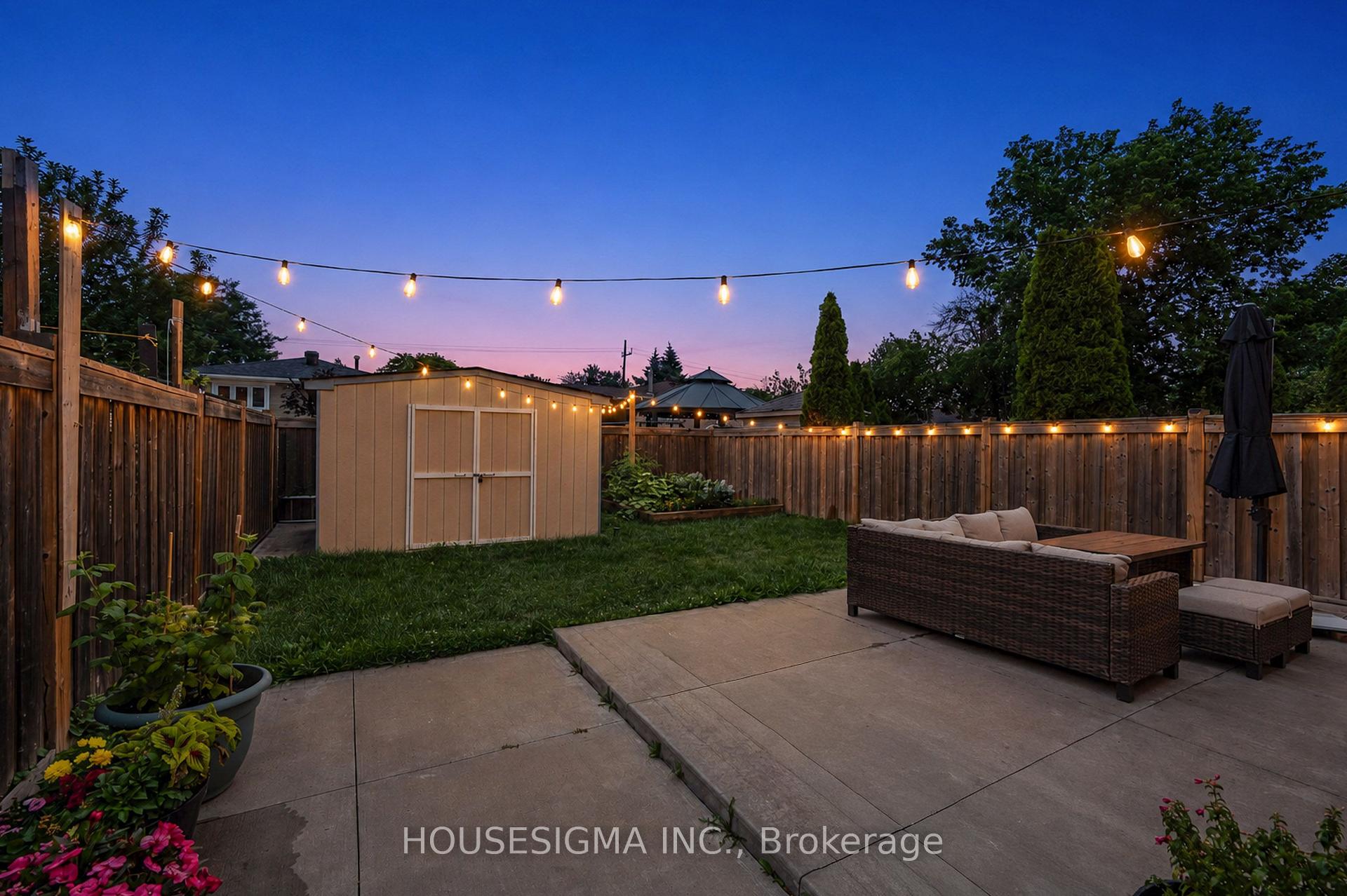 Photo 24 of 61 Ruthmar Crescent, North York, Black Creek — HOMEH