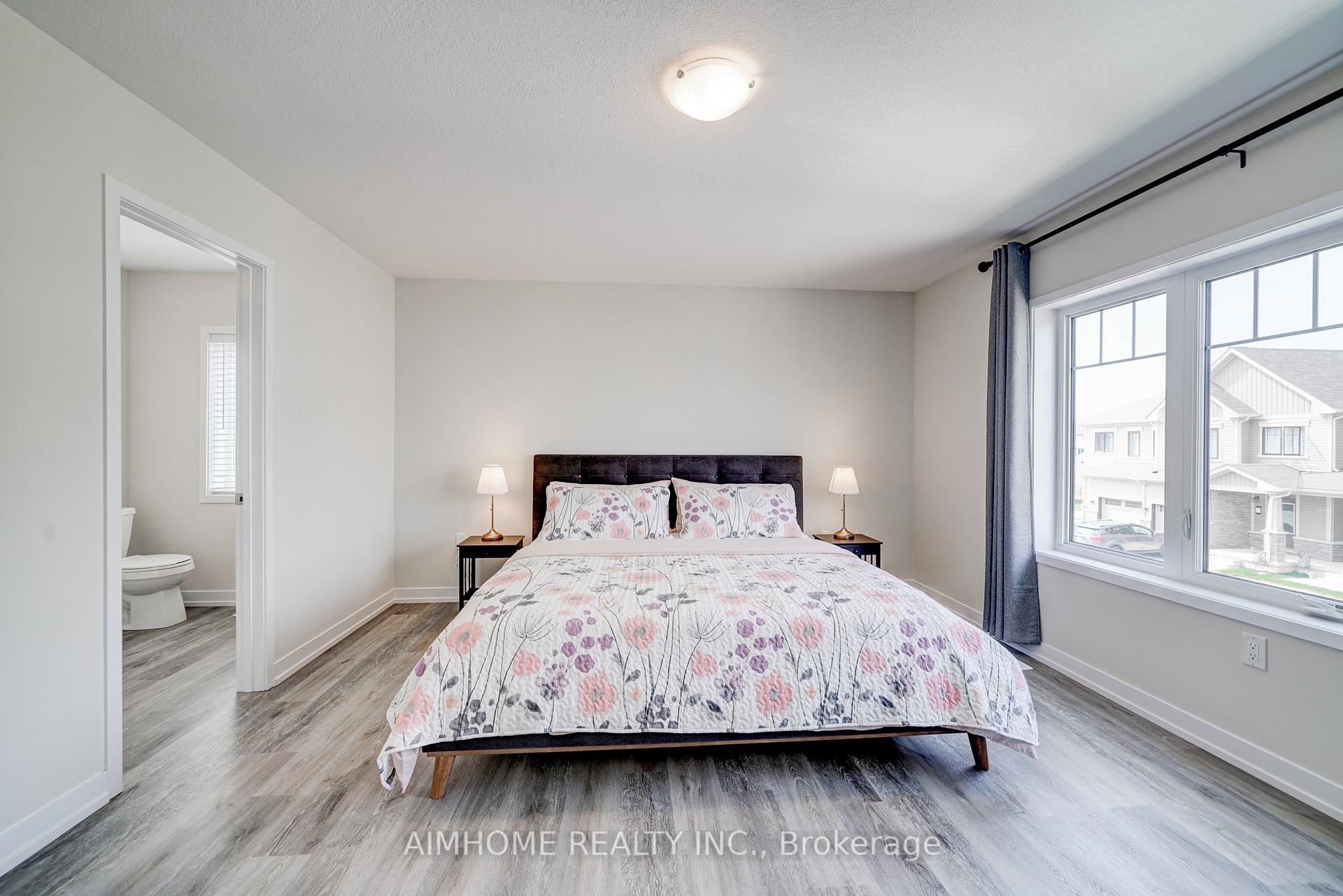 Photo 25 of Unit 8, 7789 Kalar Road, Niagara Falls, Brown — HOMEH