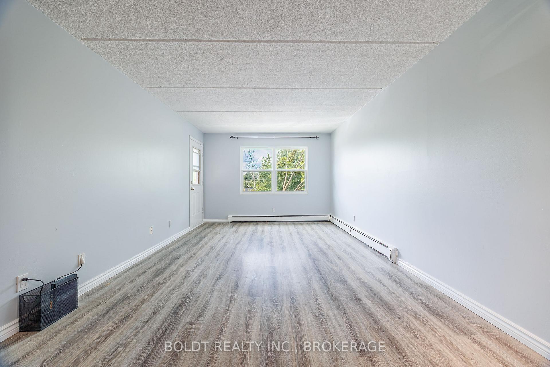 Photo 16 of Unit 209, 41 Rykert Street, St. Catharines, Western Hill — HOMEH