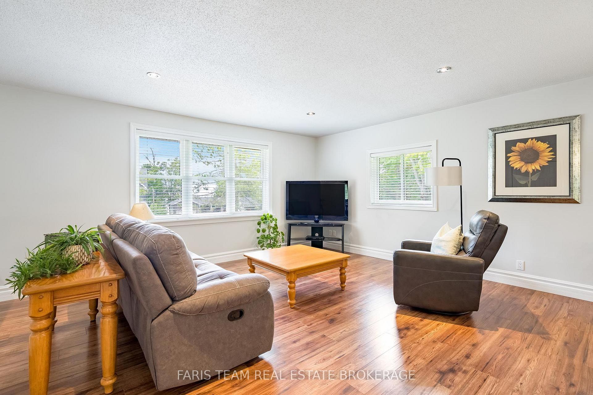 Photo 13 of 182 Moon Point Drive, Oro-Medonte, Rural Oro-Medonte — HOMEH