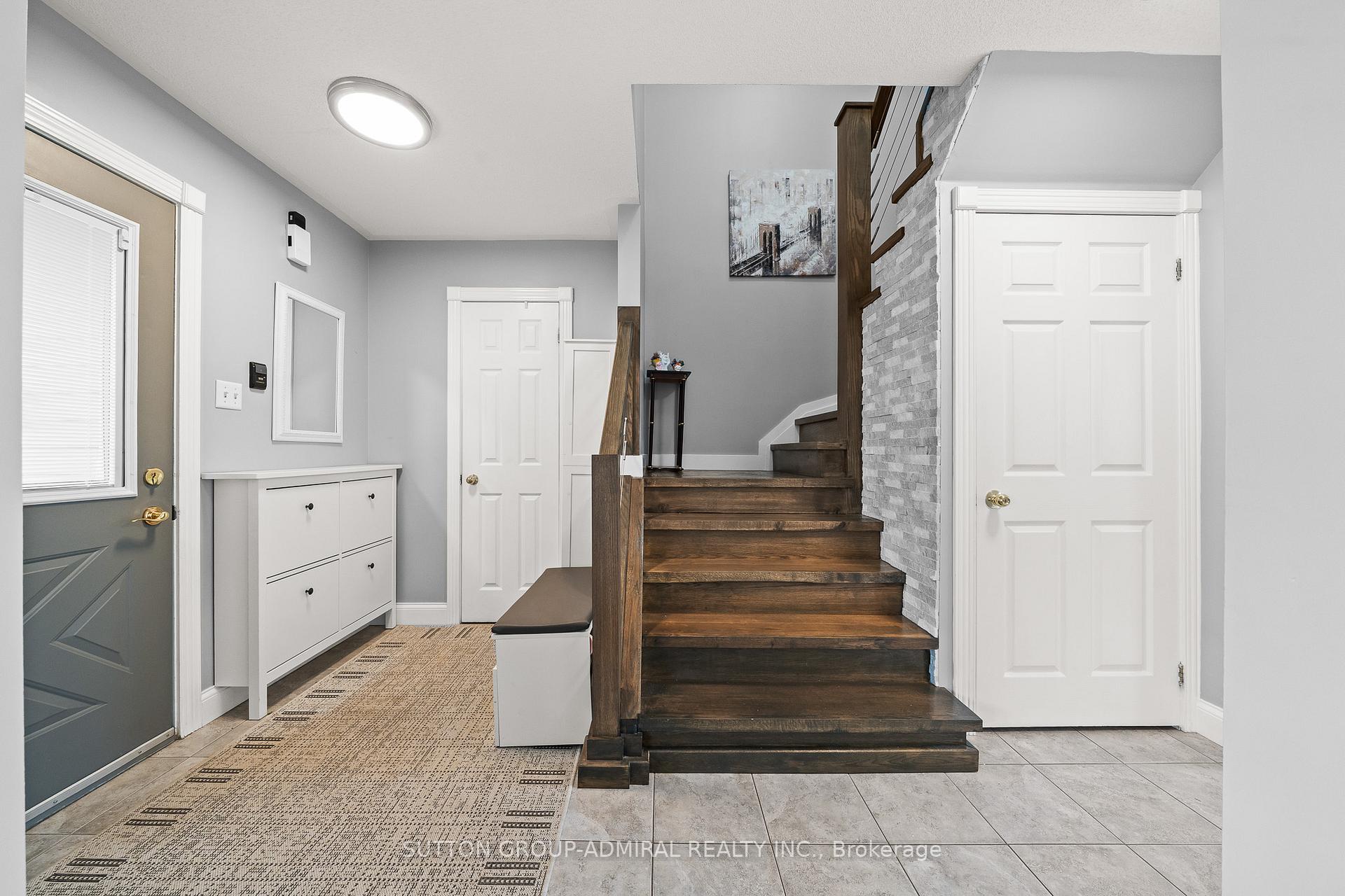 Photo 13 of 52 Moir Crescent, Barrie, Painswick North — HOMEH