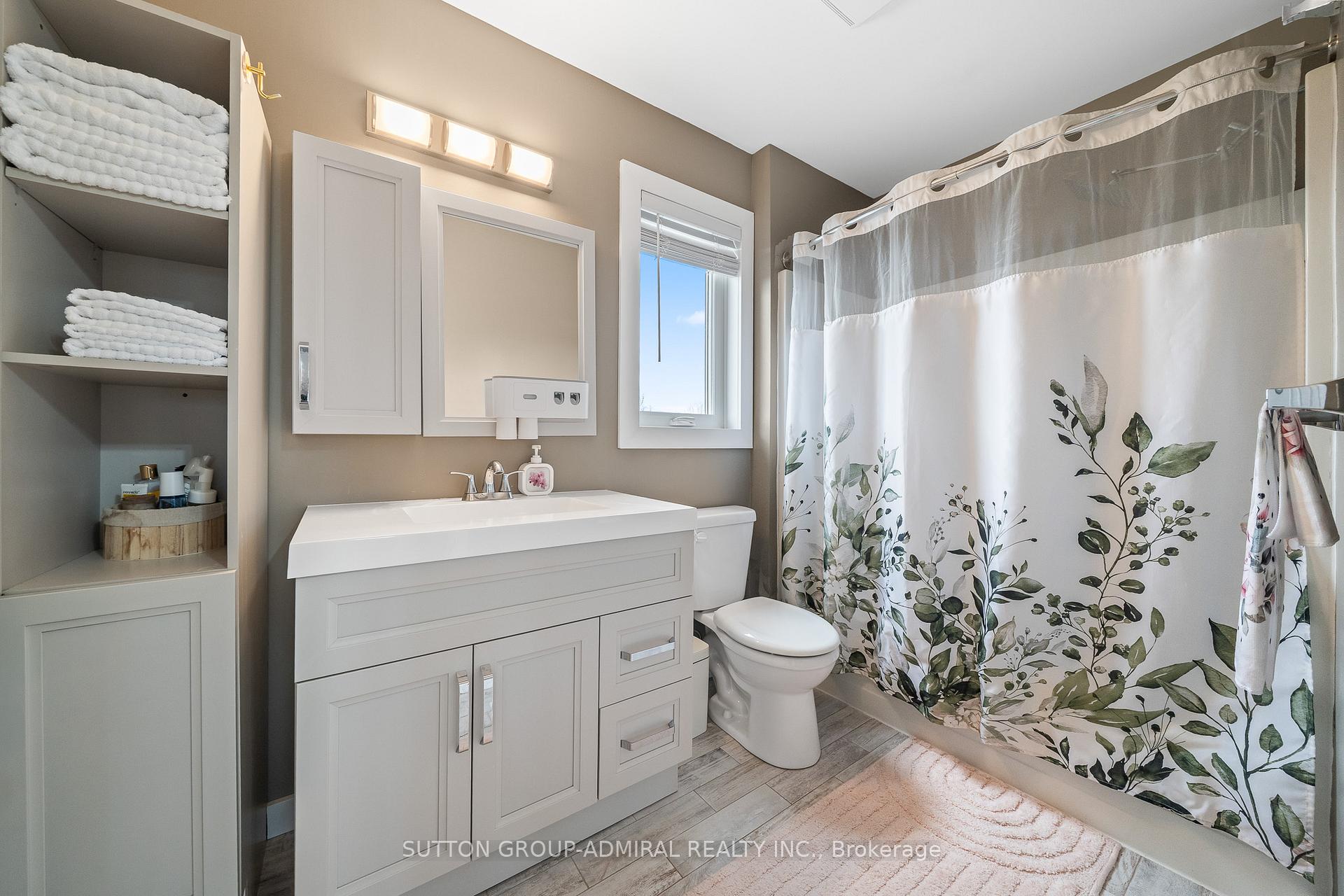 Photo 21 of 52 Moir Crescent, Barrie, Painswick North — HOMEH