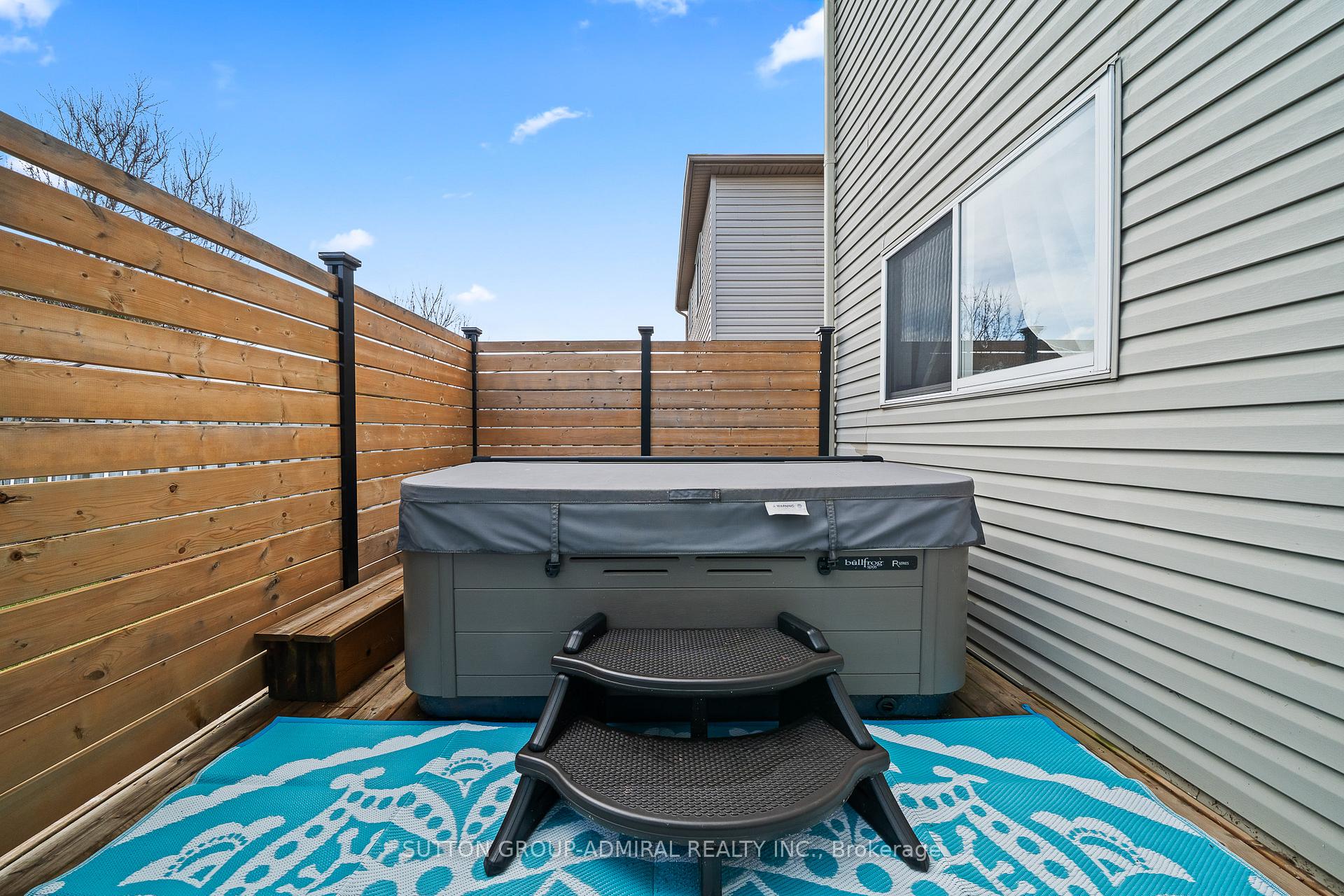 Photo 30 of 52 Moir Crescent, Barrie, Painswick North — HOMEH