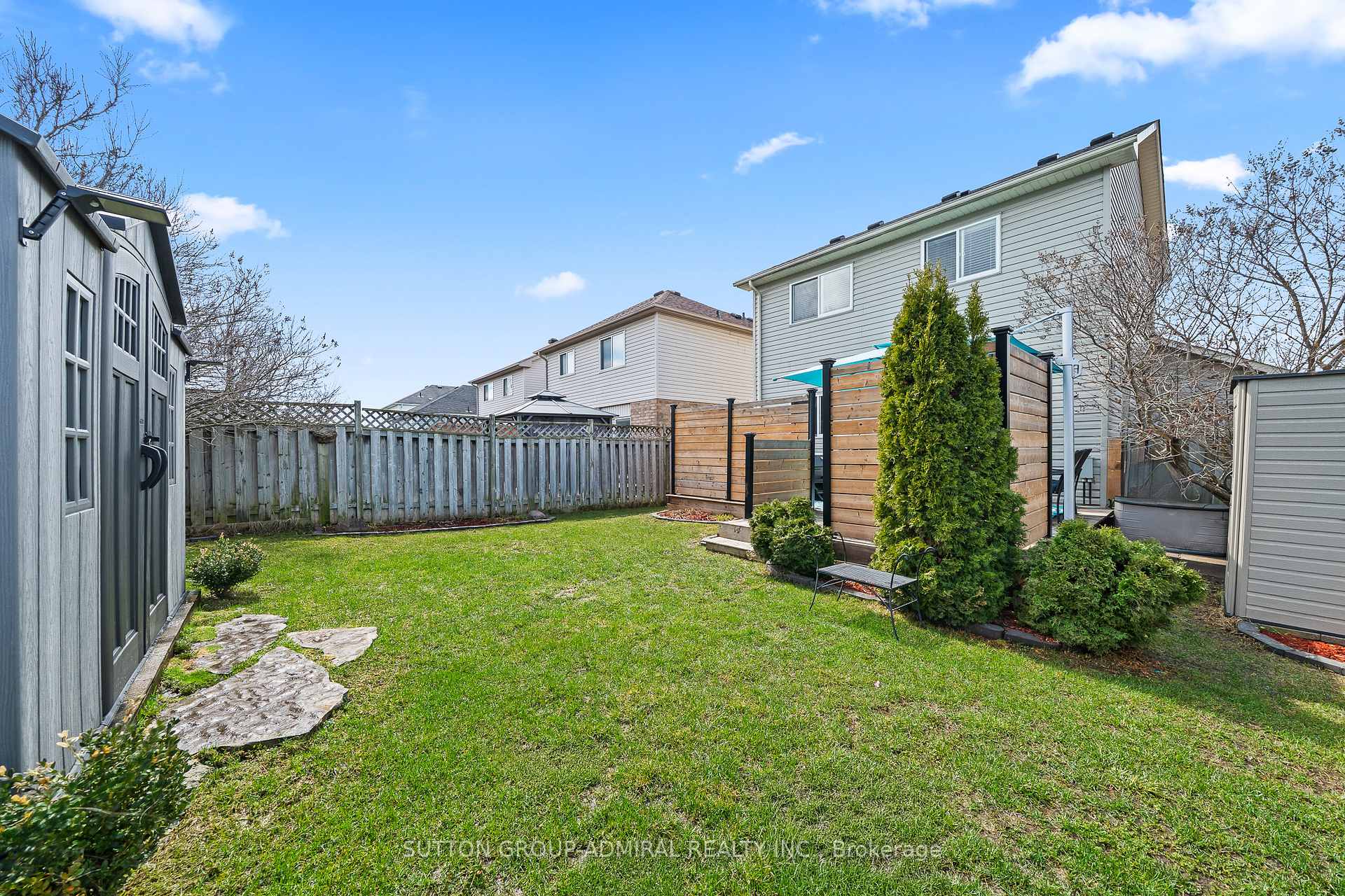 Photo 34 of 52 Moir Crescent, Barrie, Painswick North — HOMEH