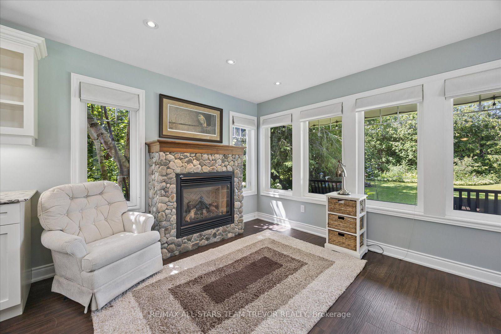Photo 12 of 33 Kelenna Drive, Georgina, Sutton & Jackson's Point — HOMEH