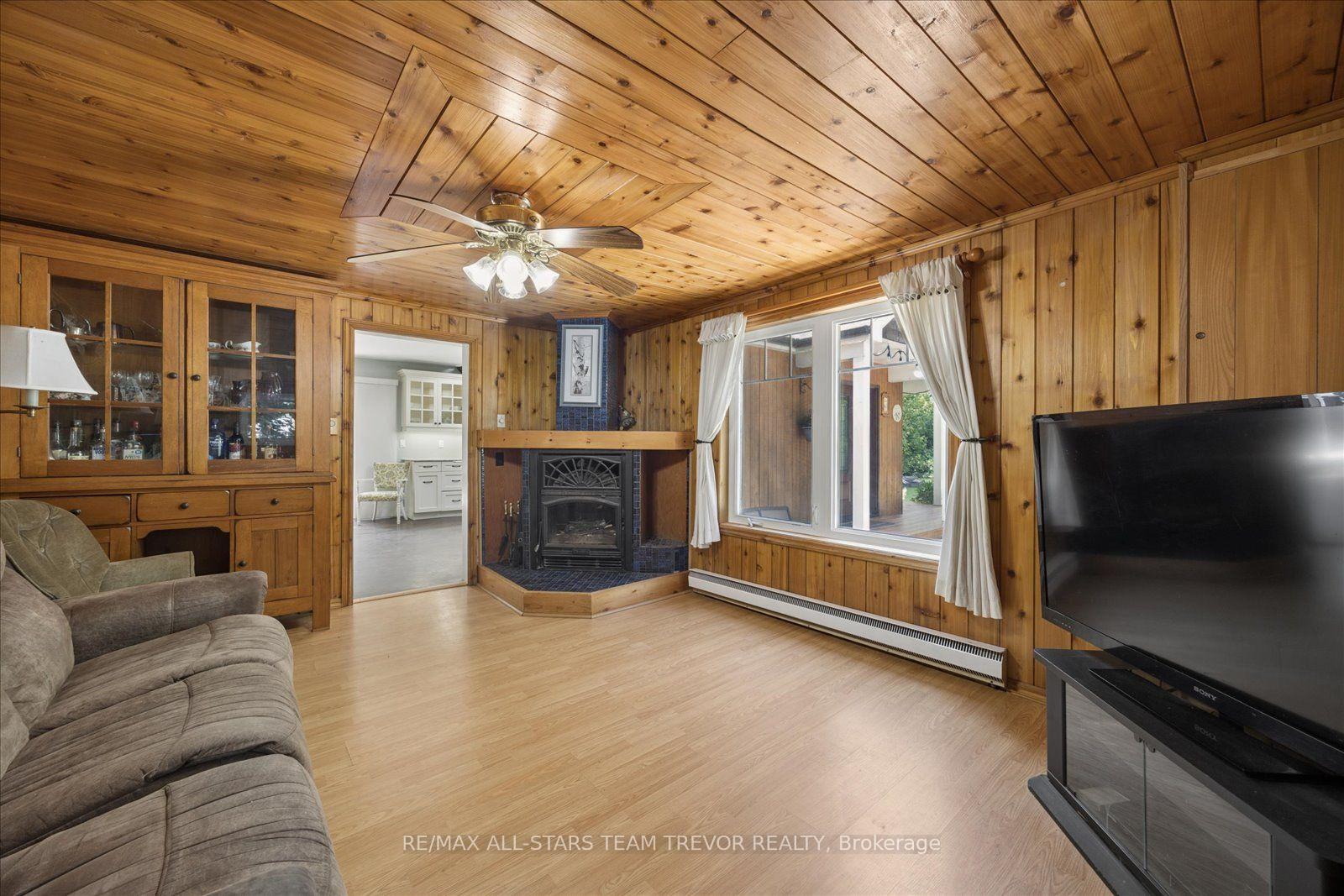 Photo 18 of 33 Kelenna Drive, Georgina, Sutton & Jackson's Point — HOMEH