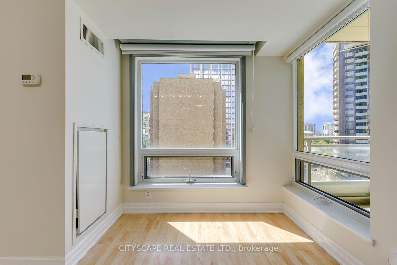 Photo 5 of Unit 1108, 8 Scollard Street, Toronto, The Annex — HOMEH