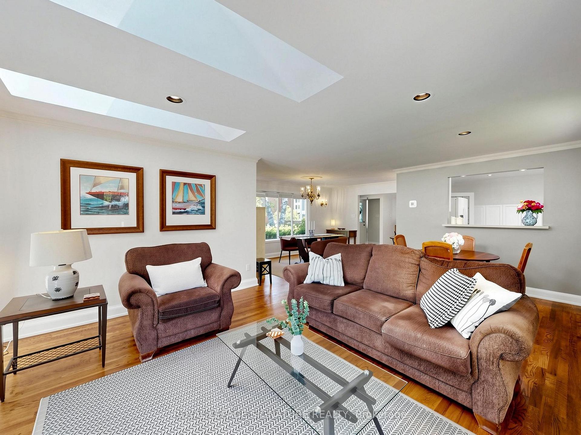 Photo 7 of 2094 Water's Edge Drive, Oakville, Bronte — HOMEH