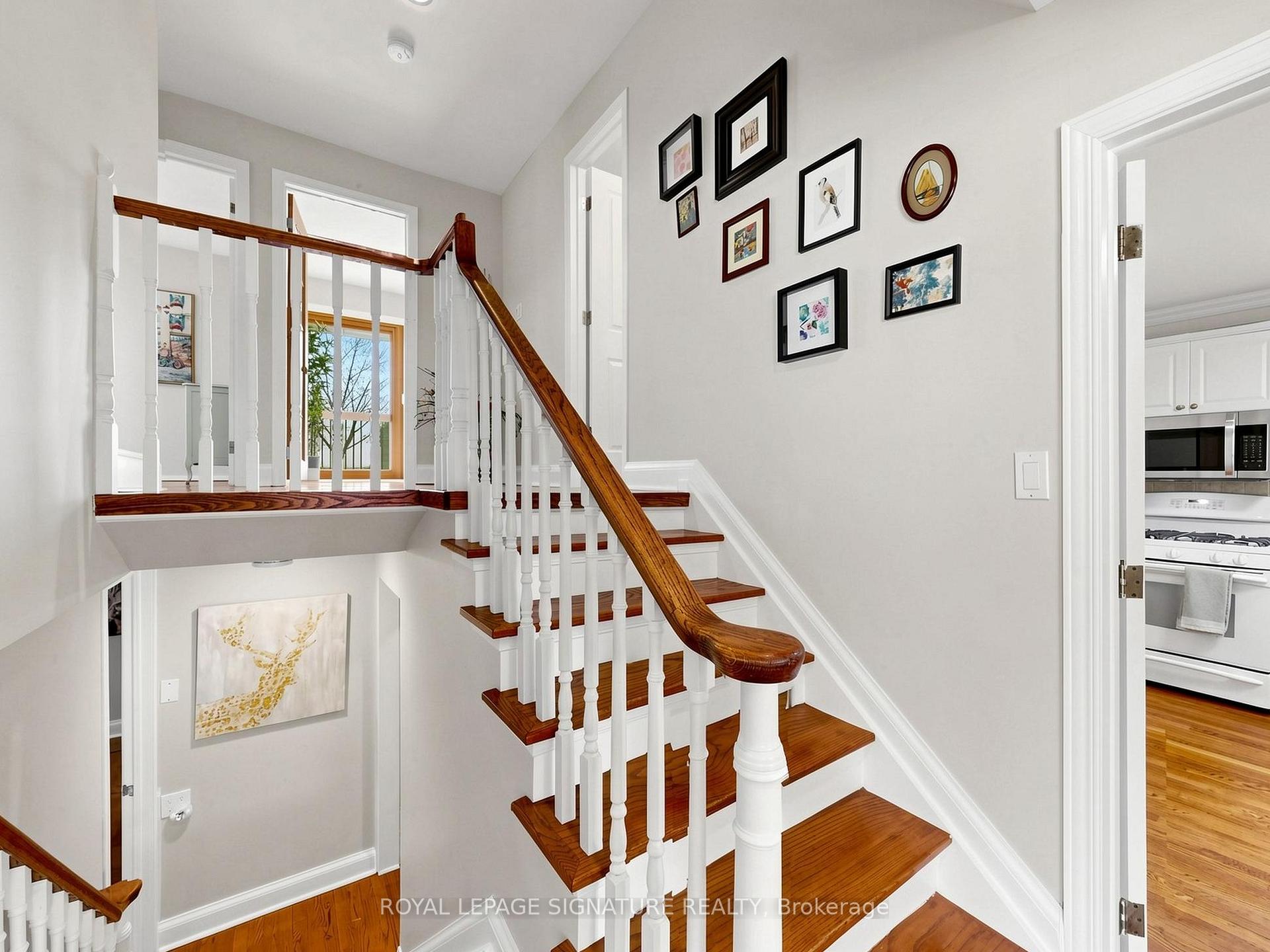 Photo 15 of 2094 Water's Edge Drive, Oakville, Bronte — HOMEH