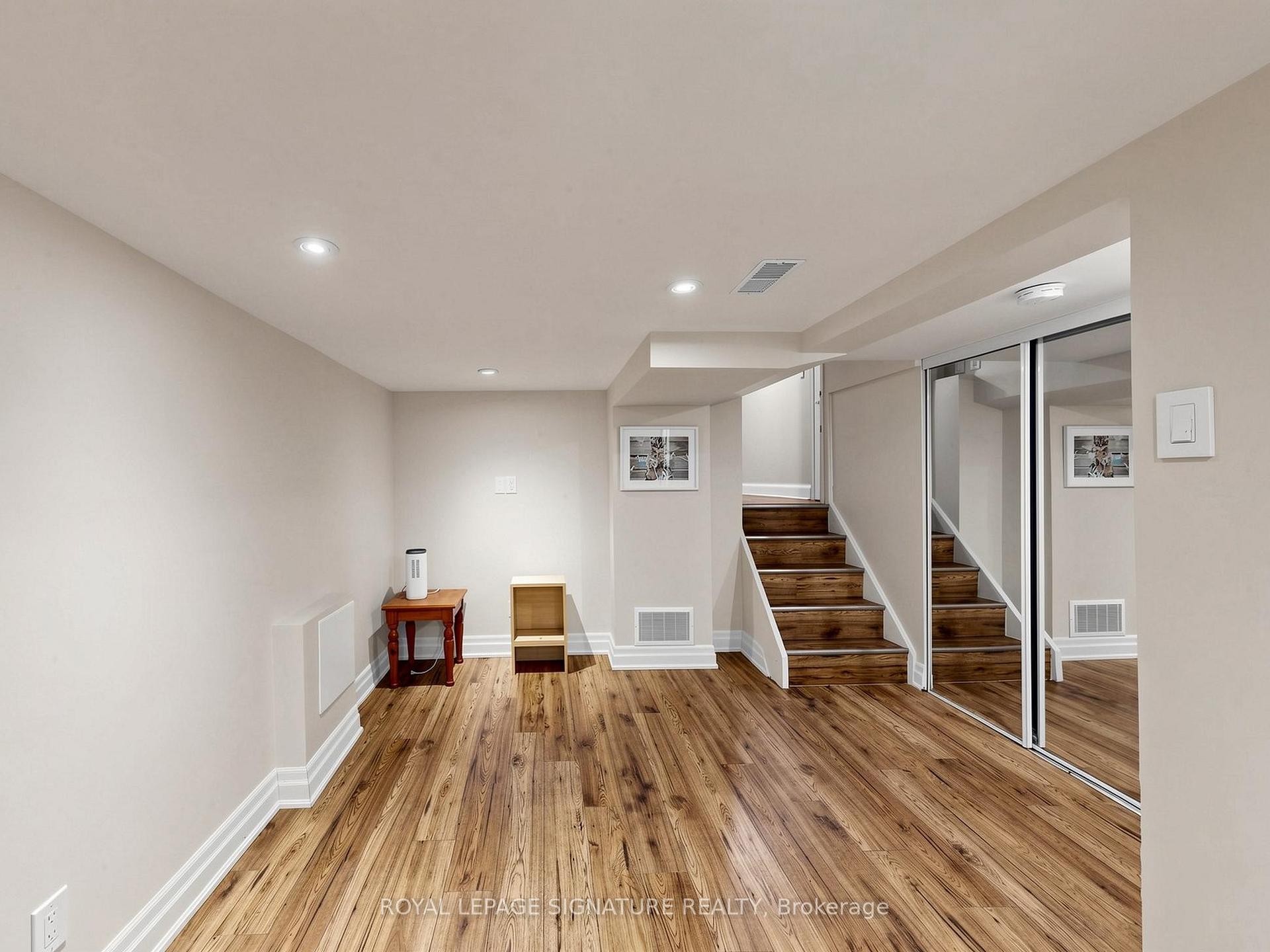 Photo 33 of 2094 Water's Edge Drive, Oakville, Bronte — HOMEH
