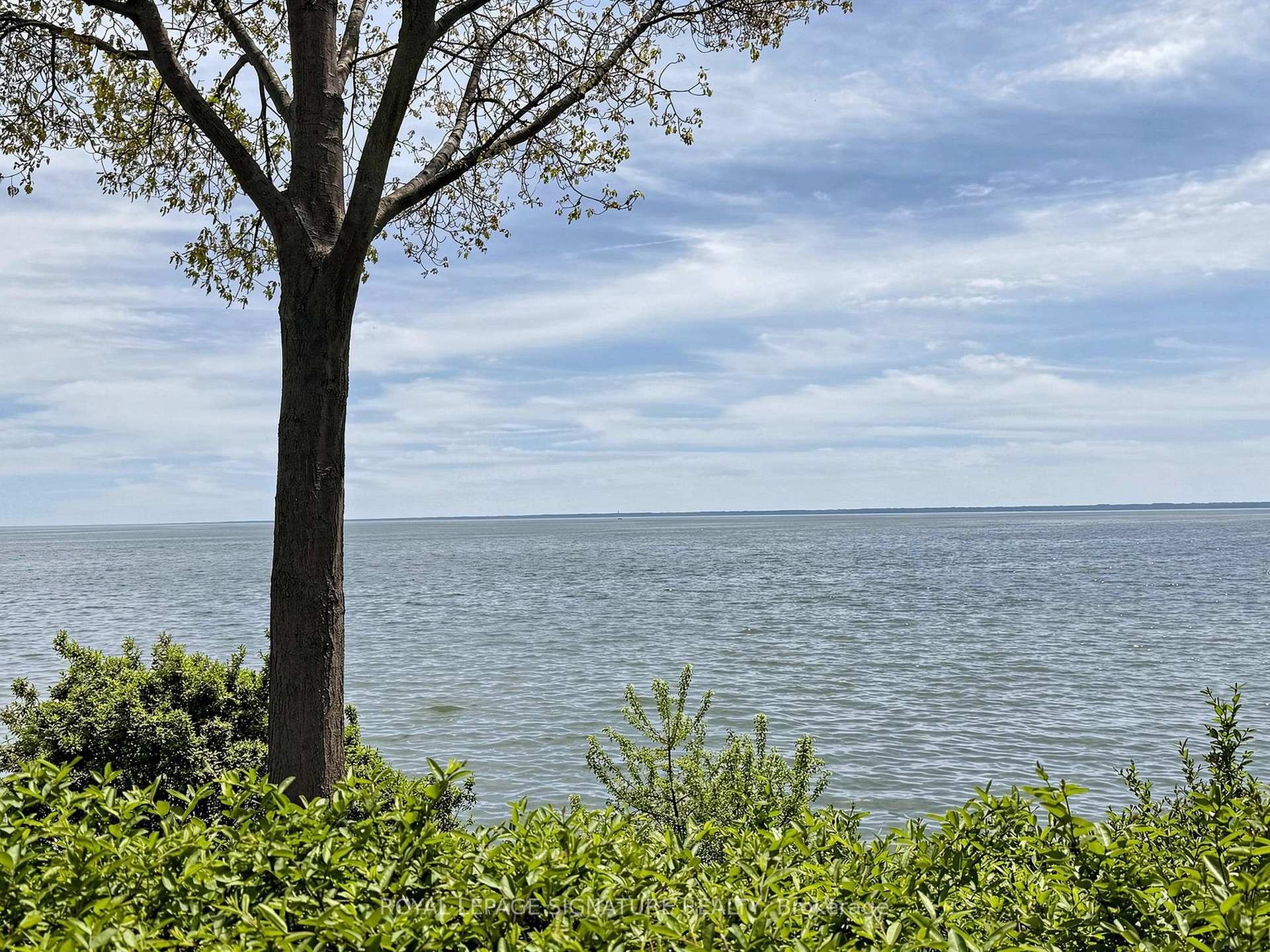 Photo 40 of 2094 Water's Edge Drive, Oakville, Bronte — HOMEH