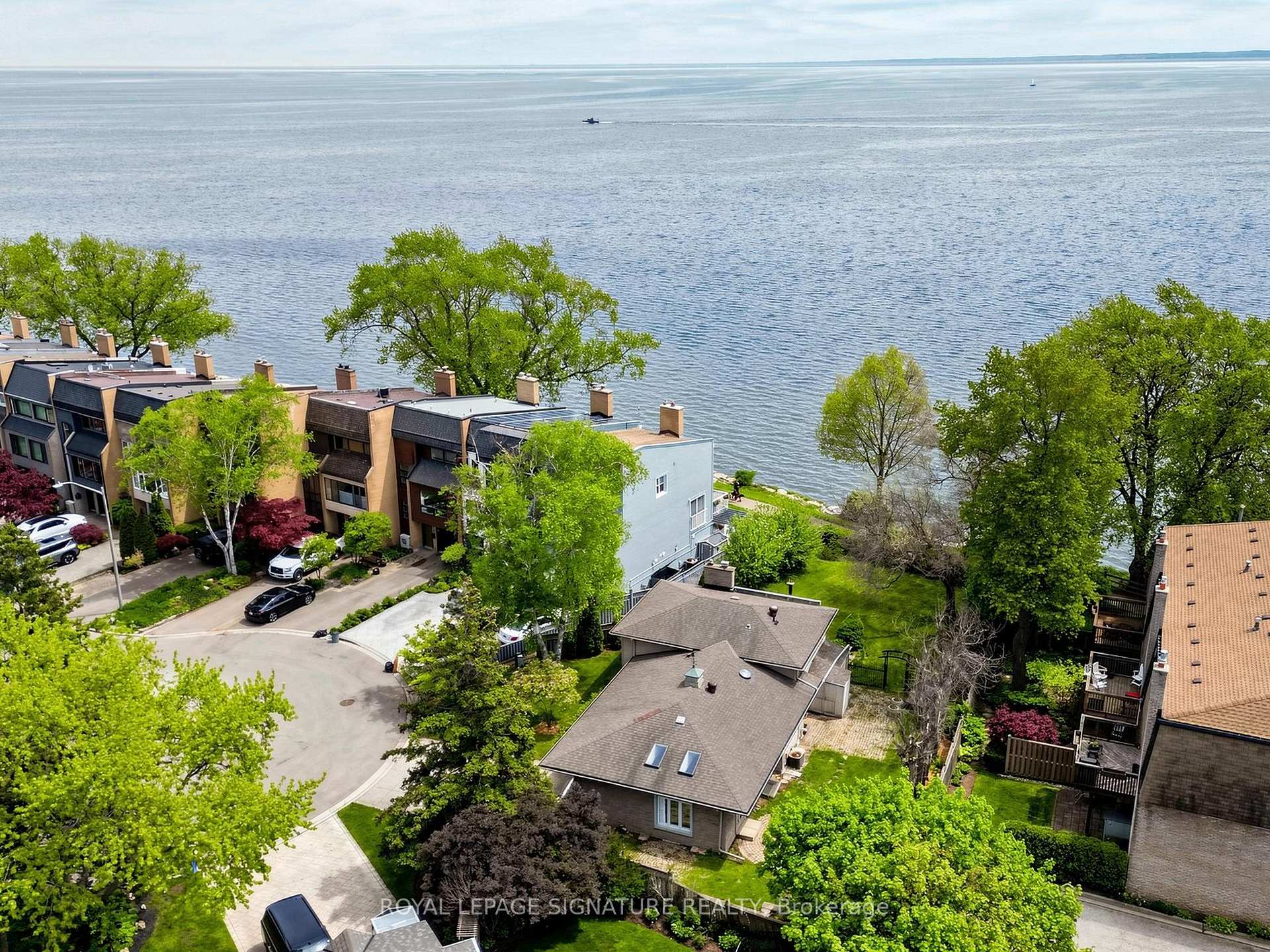 Photo 46 of 2094 Water's Edge Drive, Oakville, Bronte — HOMEH