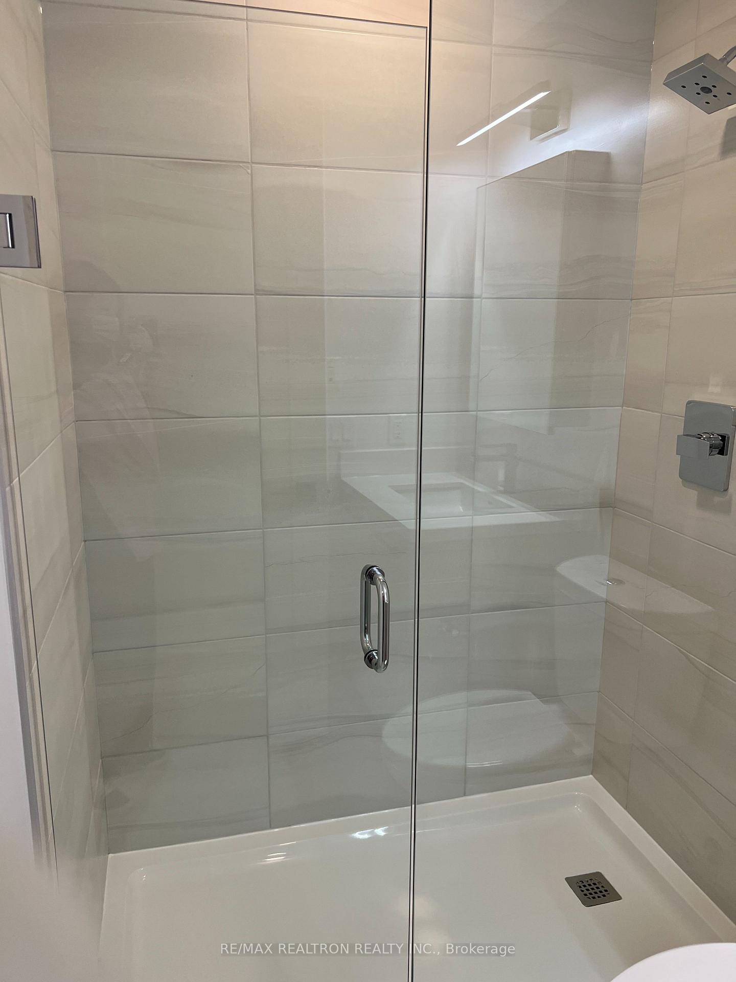 Photo 4 of Unit 510, 12 Gandhi Lane, Markham, Commerce Valley — HOMEH