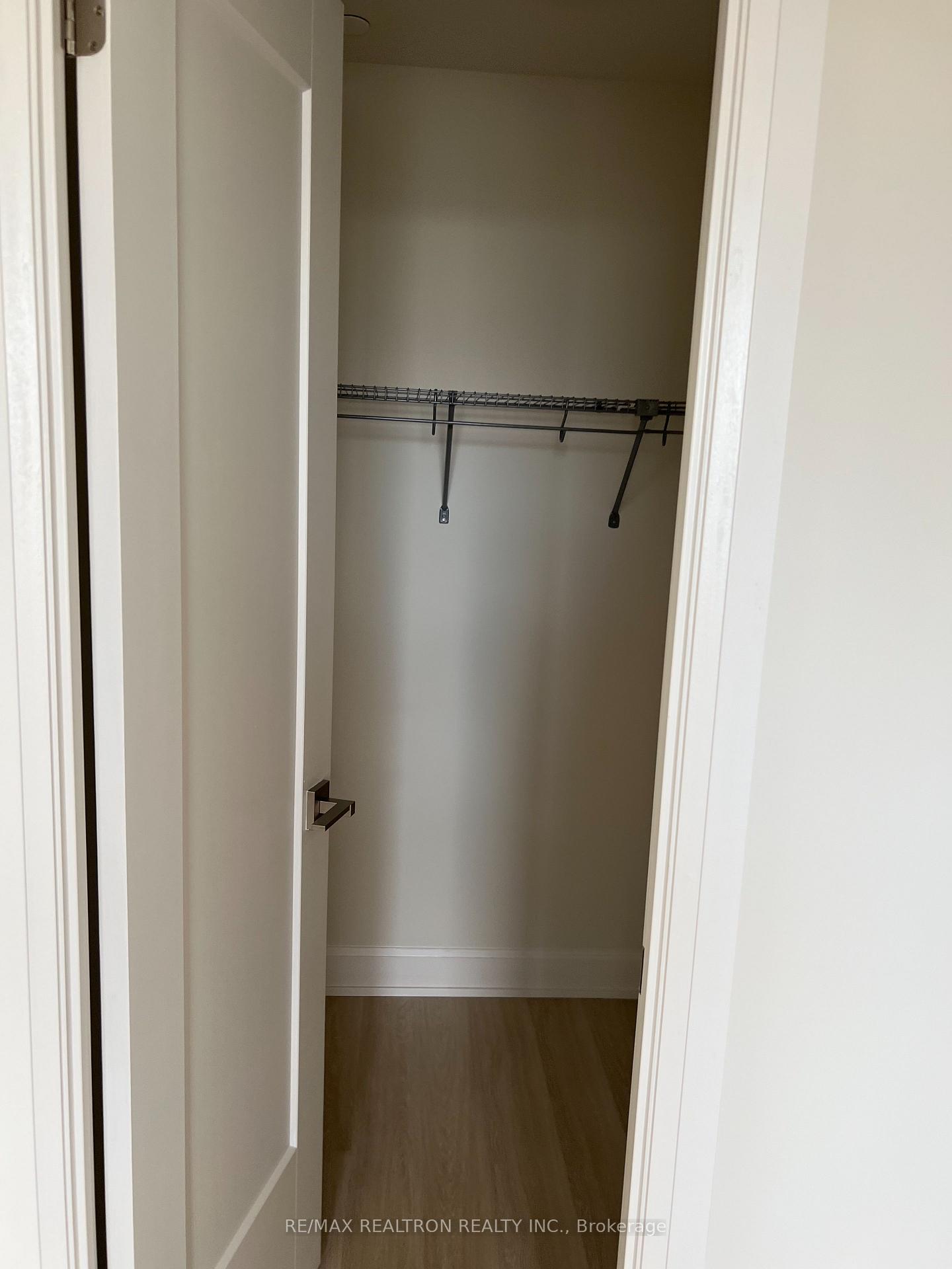 Photo 7 of Unit 510, 12 Gandhi Lane, Markham, Commerce Valley — HOMEH