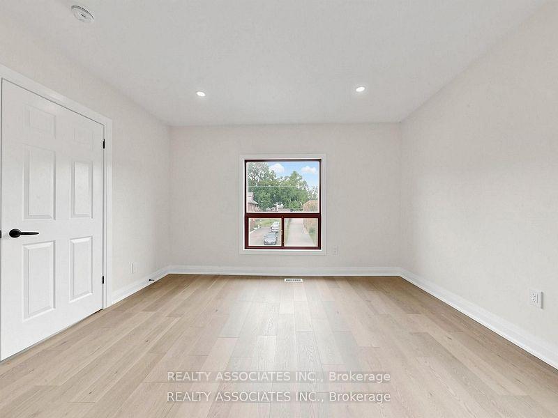 Photo 30 of 6058 Culp Street, Niagara Falls, Dorchester — HOMEH