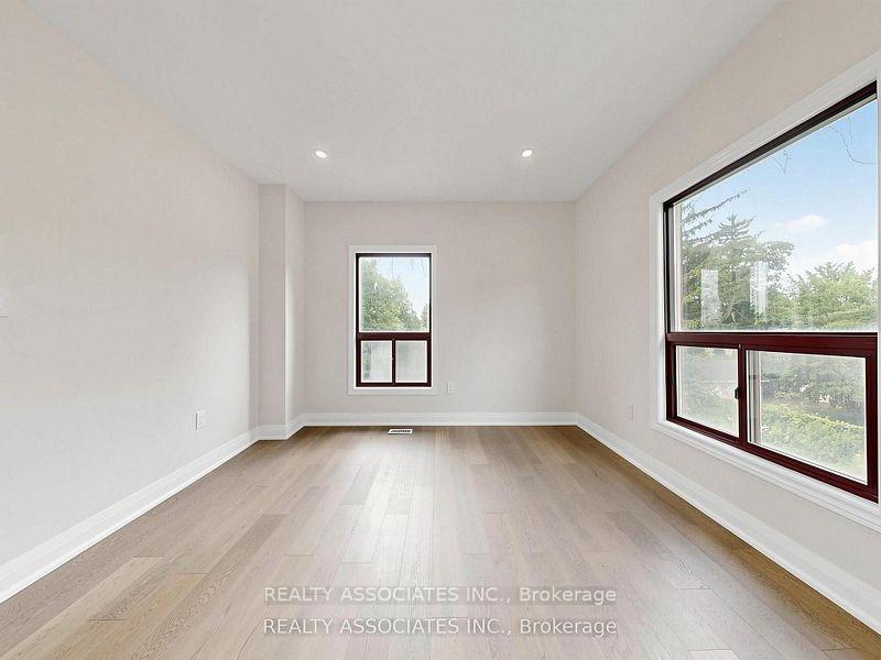 Photo 31 of 6058 Culp Street, Niagara Falls, Dorchester — HOMEH