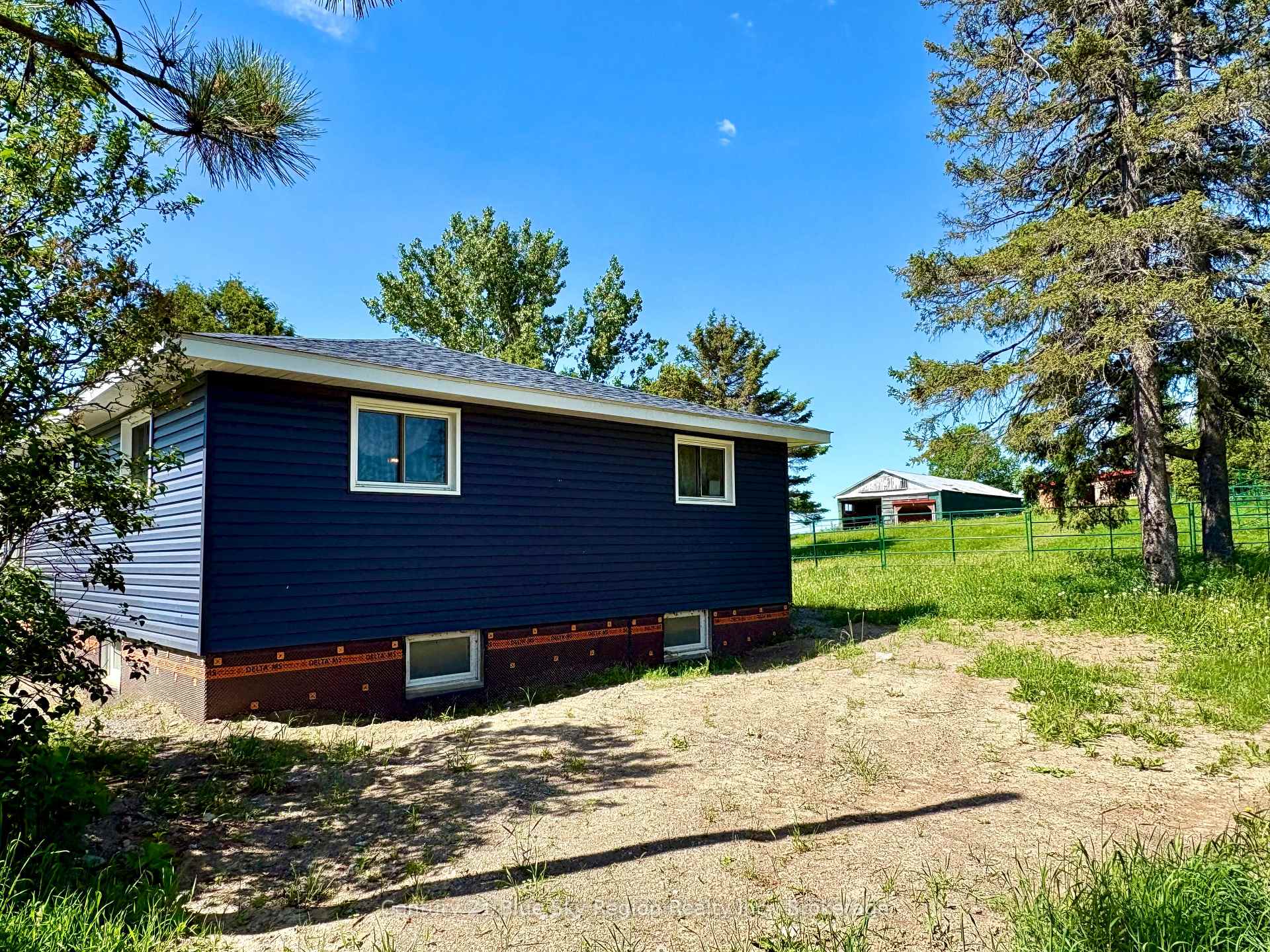 Photo 4 of 115 Bennet Road, Markstay-Warren — HOMEH