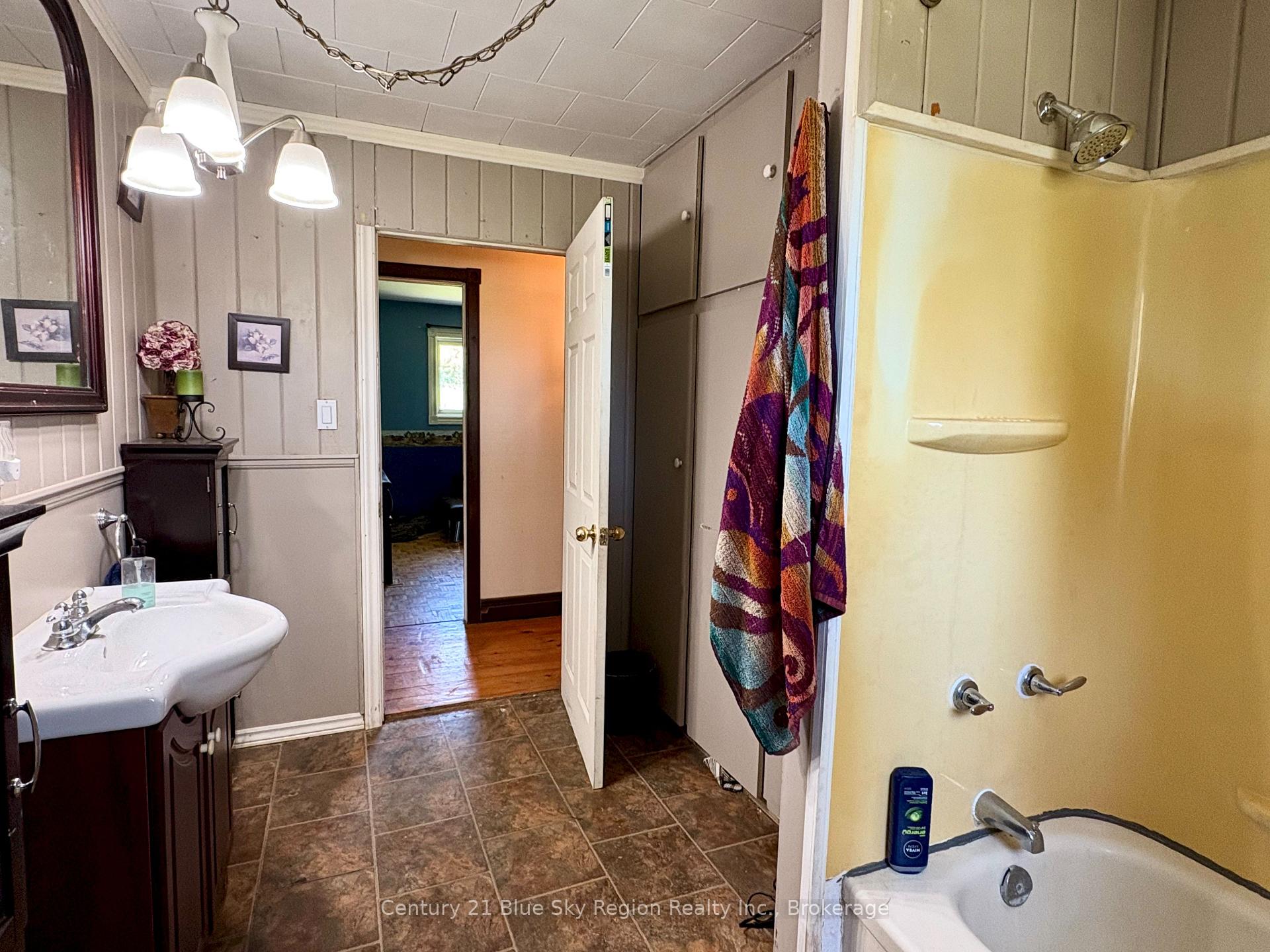 Photo 12 of 115 Bennet Road, Markstay-Warren — HOMEH