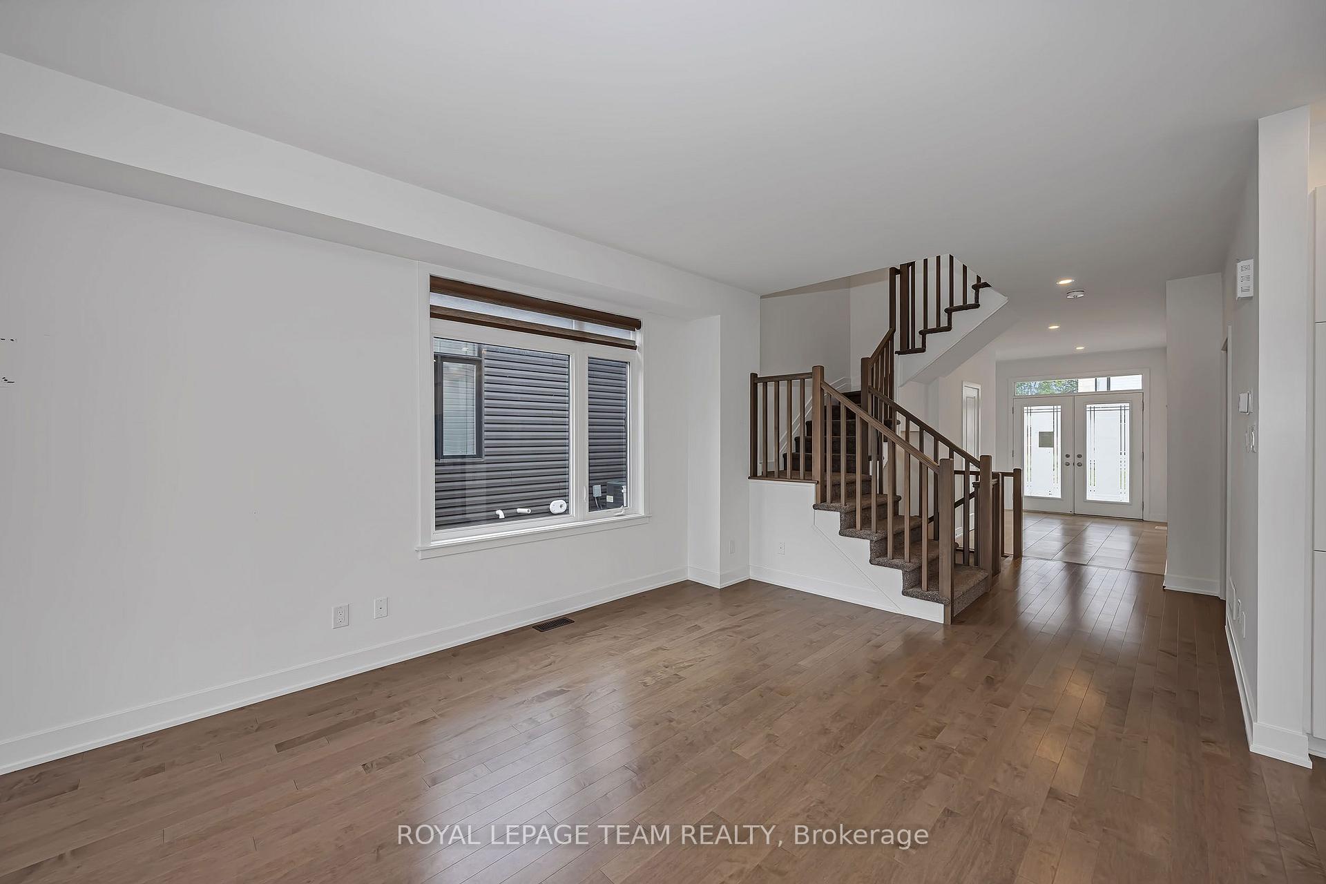 Photo 9 of 779 Ovation Grove, Ottawa, Leitrim — HOMEH