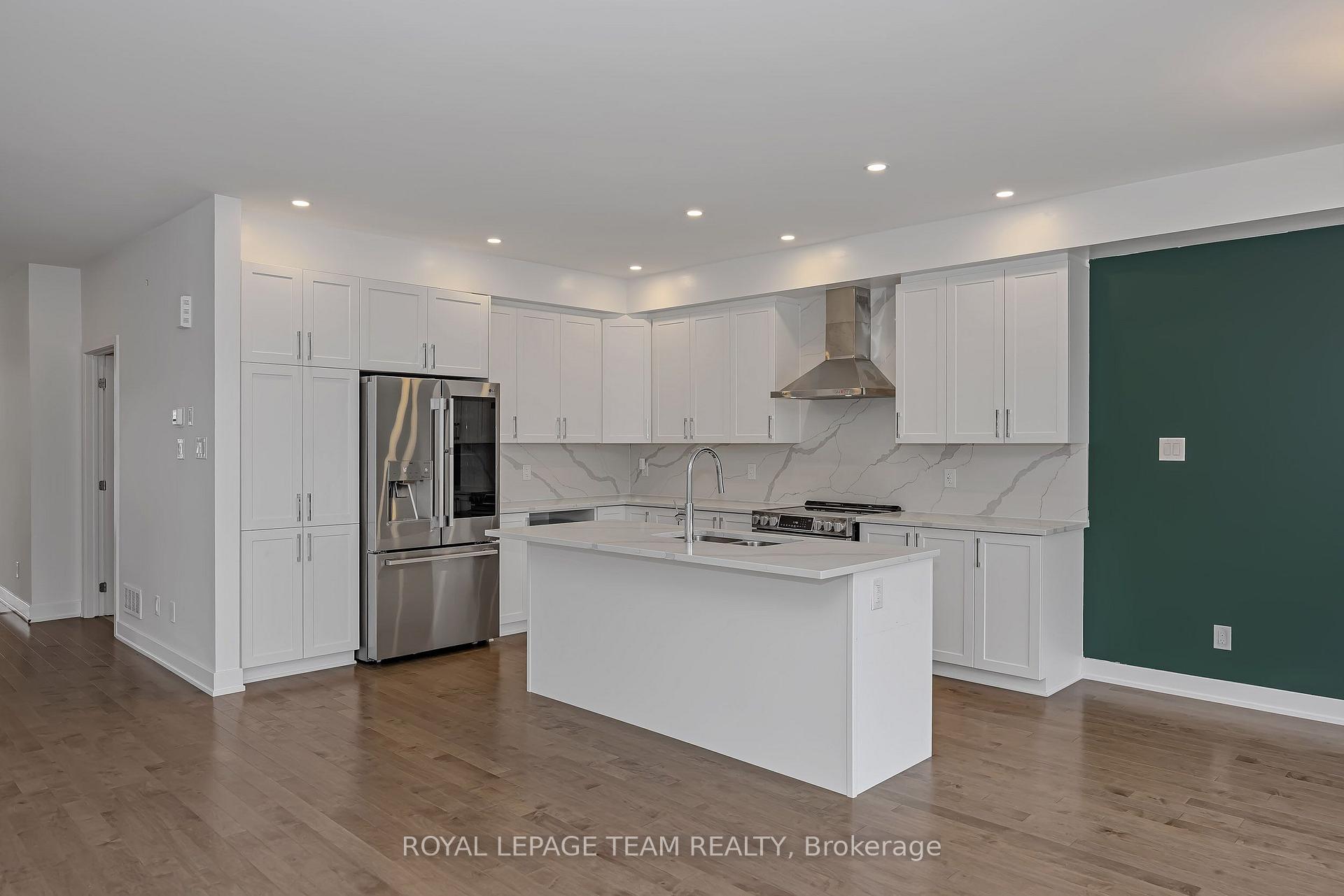 Photo 13 of 779 Ovation Grove, Ottawa, Leitrim — HOMEH