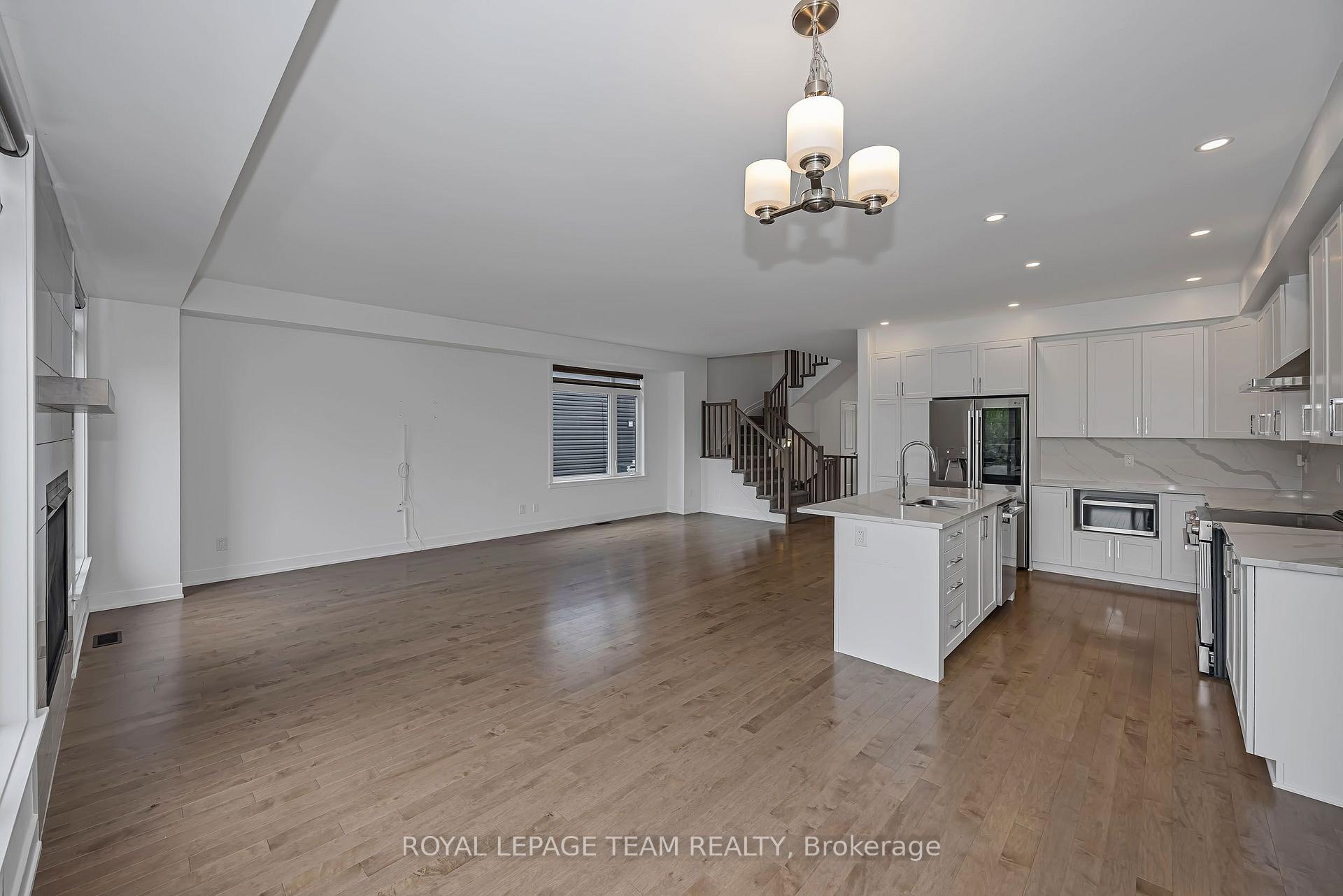 Photo 19 of 779 Ovation Grove, Ottawa, Leitrim — HOMEH