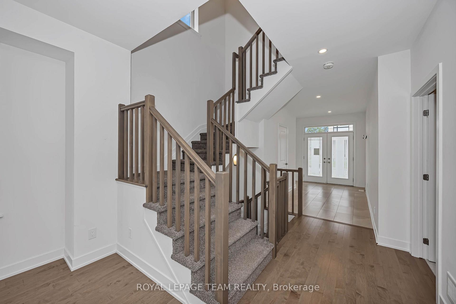 Photo 21 of 779 Ovation Grove, Ottawa, Leitrim — HOMEH