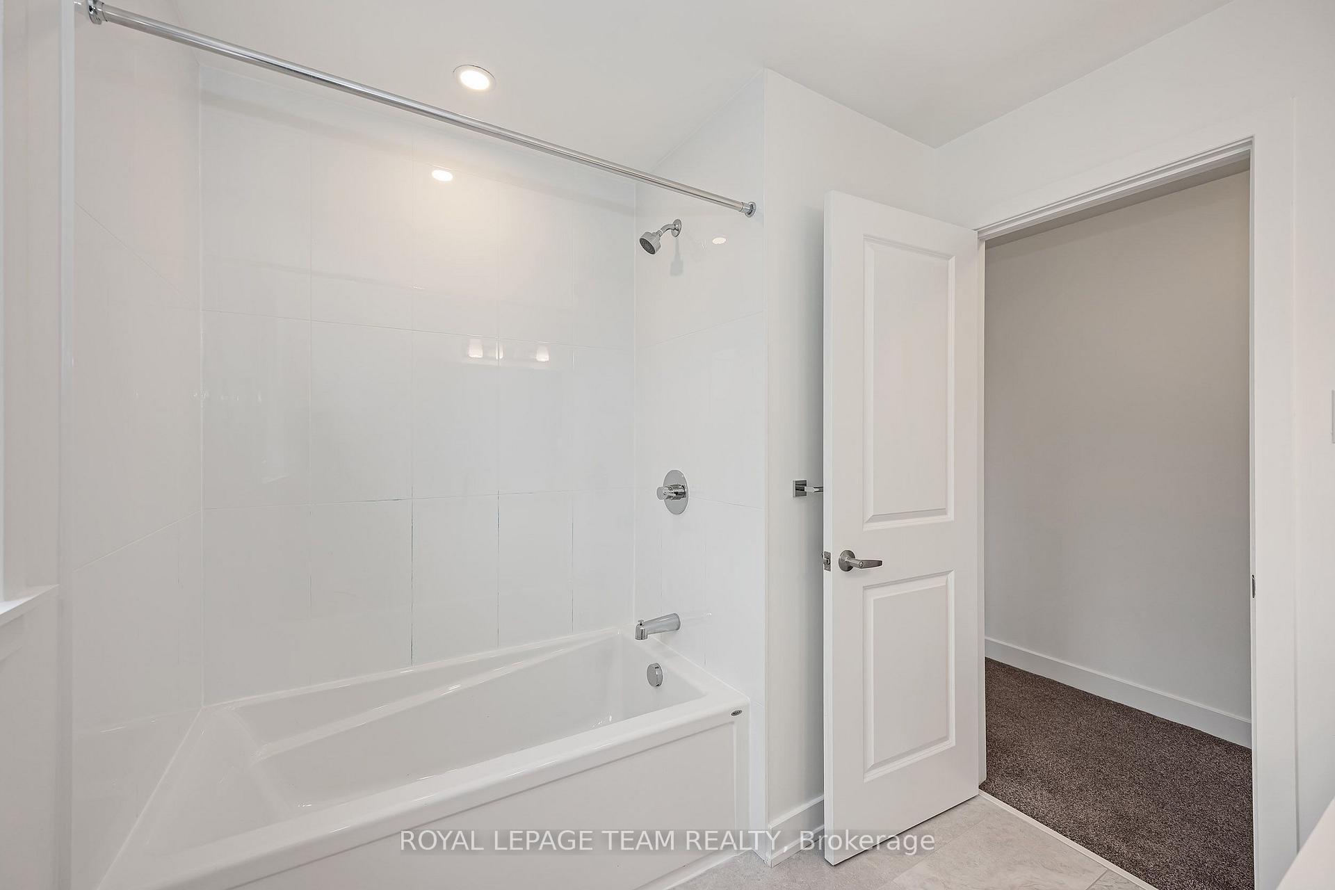 Photo 35 of 779 Ovation Grove, Ottawa, Leitrim — HOMEH