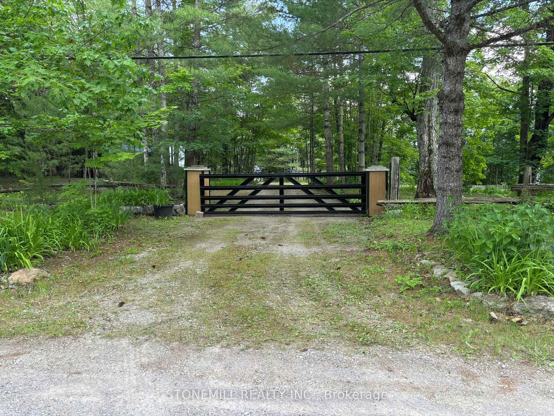 Photo 14 of 56 Griffin Drive, Kawartha Lakes, Somerville — HOMEH
